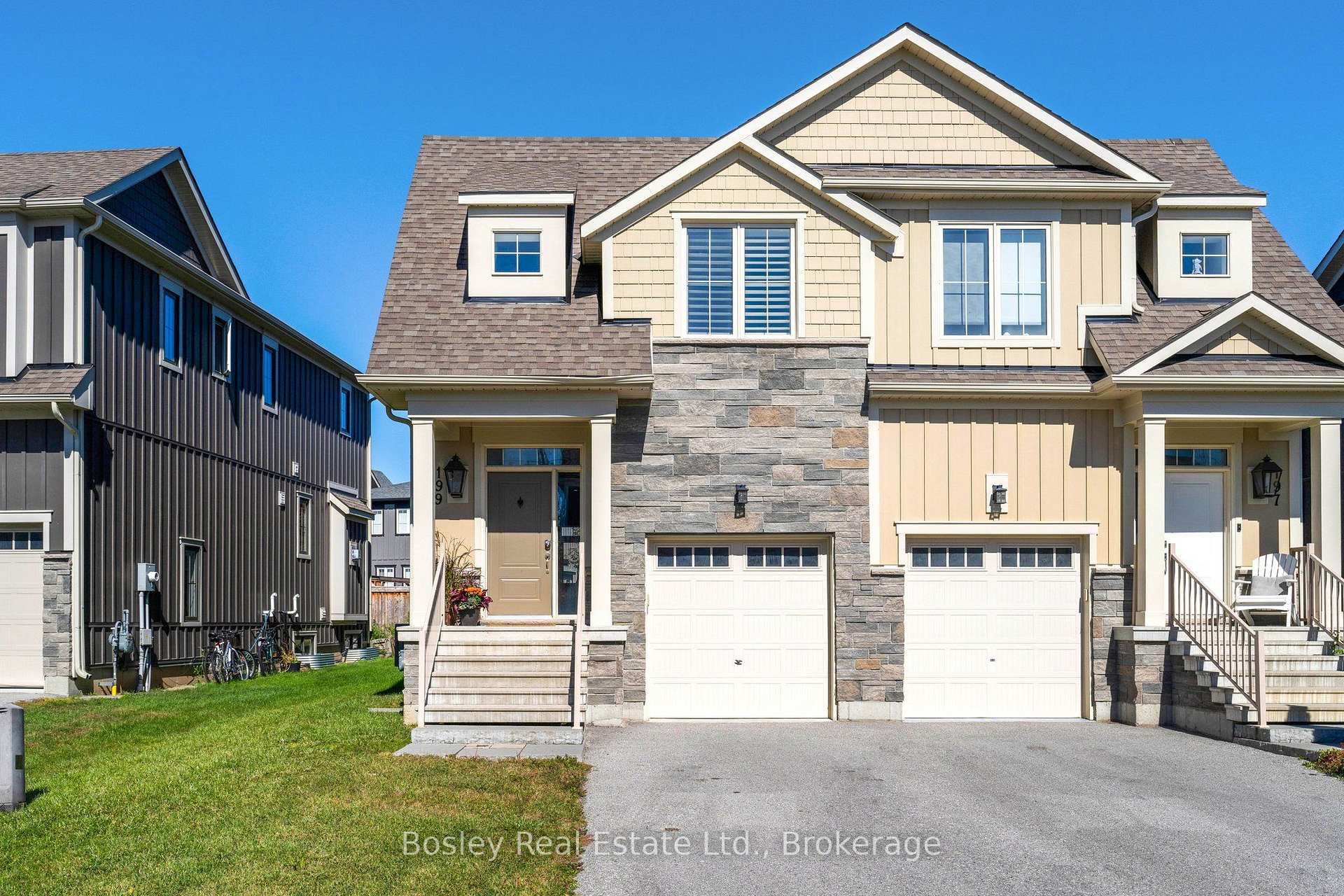 Photo 1 of 199 Yellow Birch Crescent, Blue Mountains — HOMEH