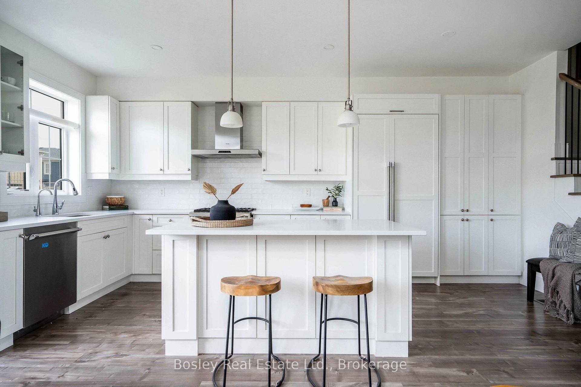 Photo 11 of 199 Yellow Birch Crescent, Blue Mountains — HOMEH