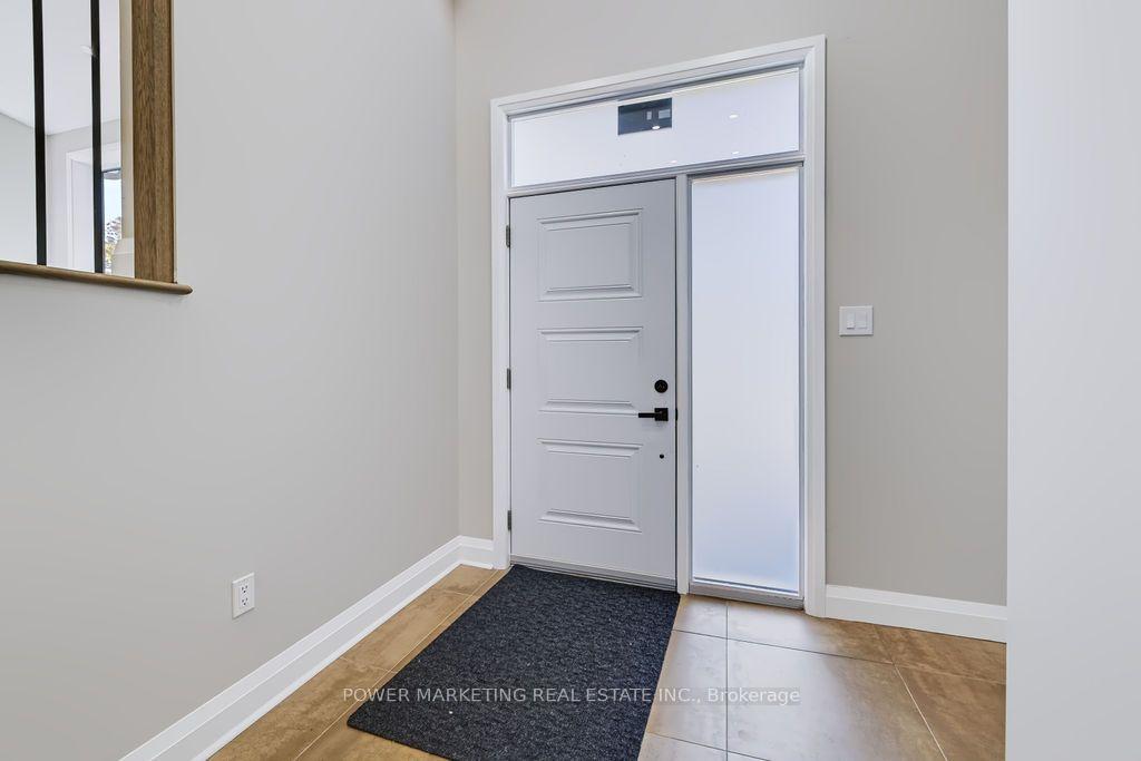Photo 6 of 22 Parkglen Drive, Ottawa, Meadowlands/St. Claire Gardens — HOMEH