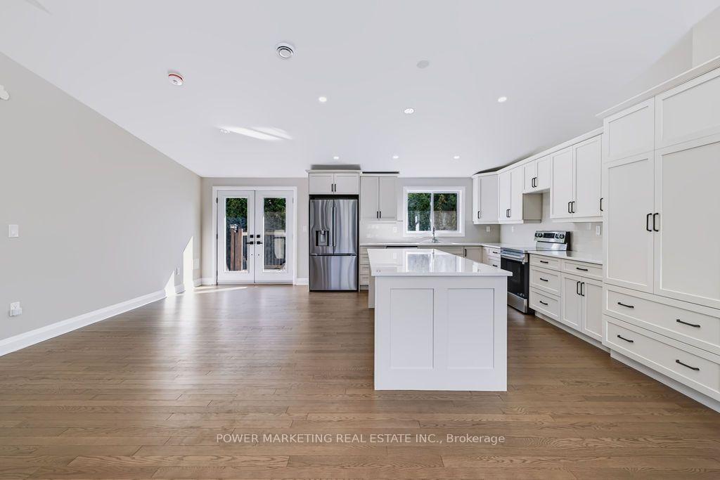 Photo 11 of 22 Parkglen Drive, Ottawa, Meadowlands/St. Claire Gardens — HOMEH