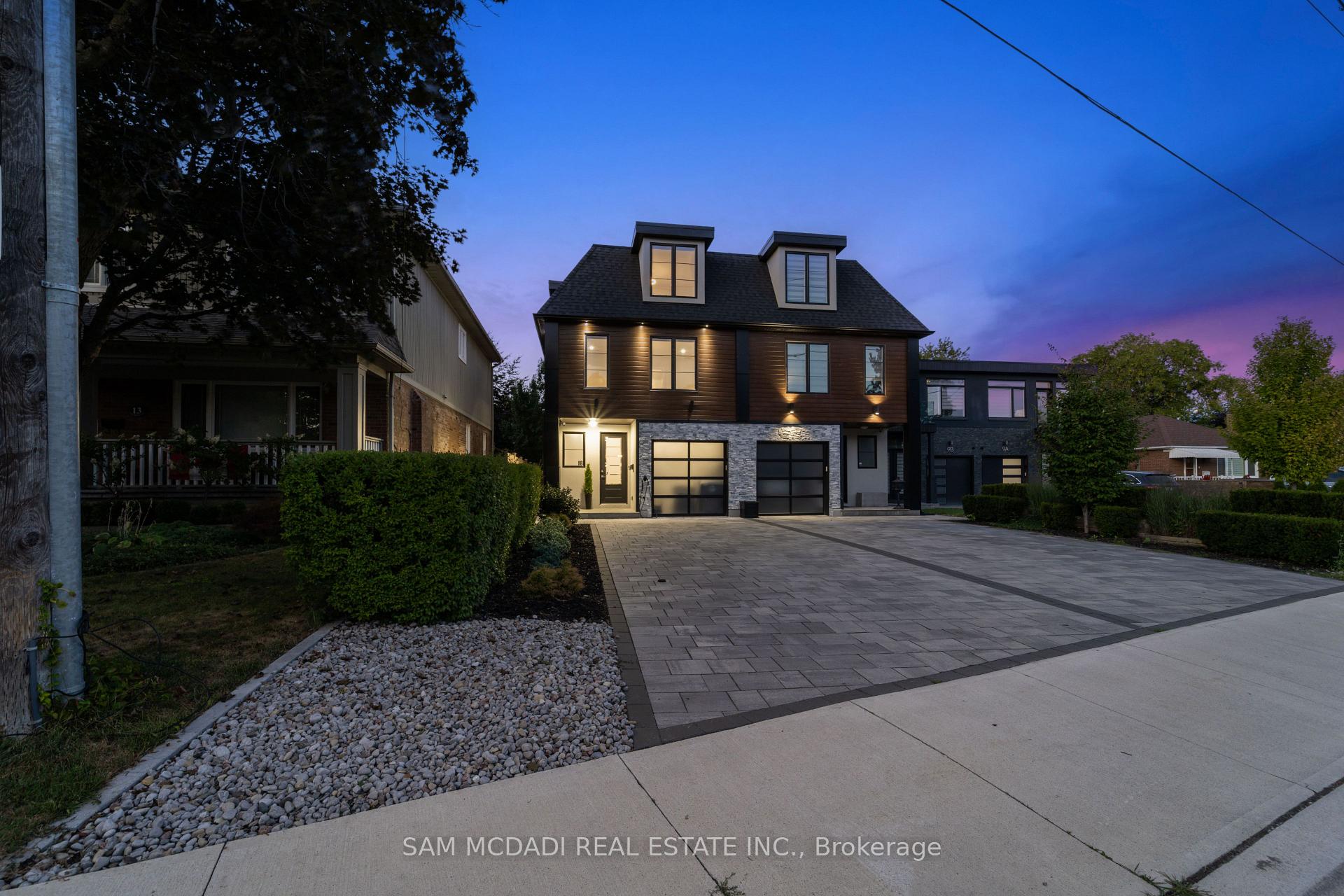 Photo 1 of 11B Maple Avenue N, Mississauga, Port Credit — HOMEH