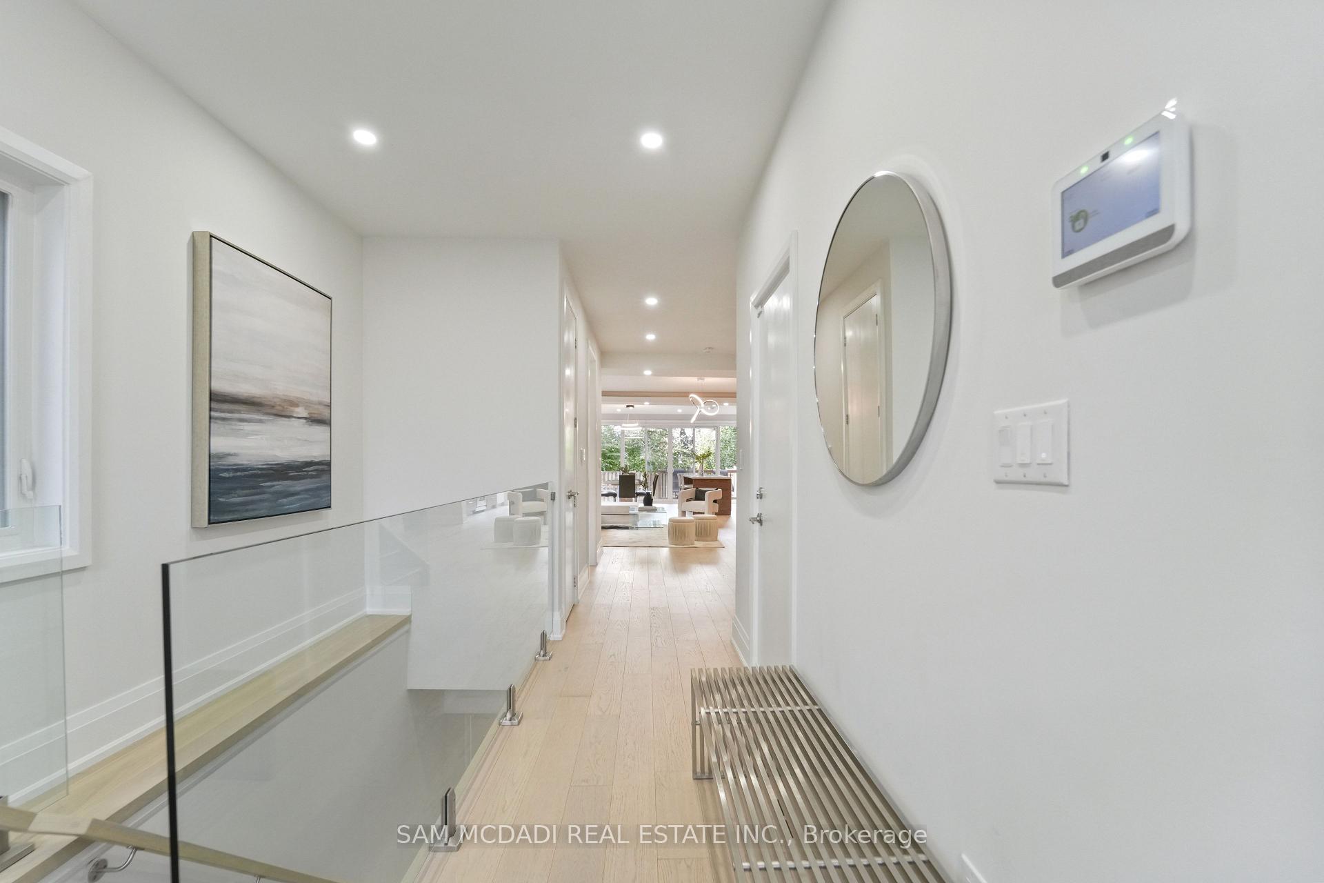 Photo 4 of 11B Maple Avenue N, Mississauga, Port Credit — HOMEH