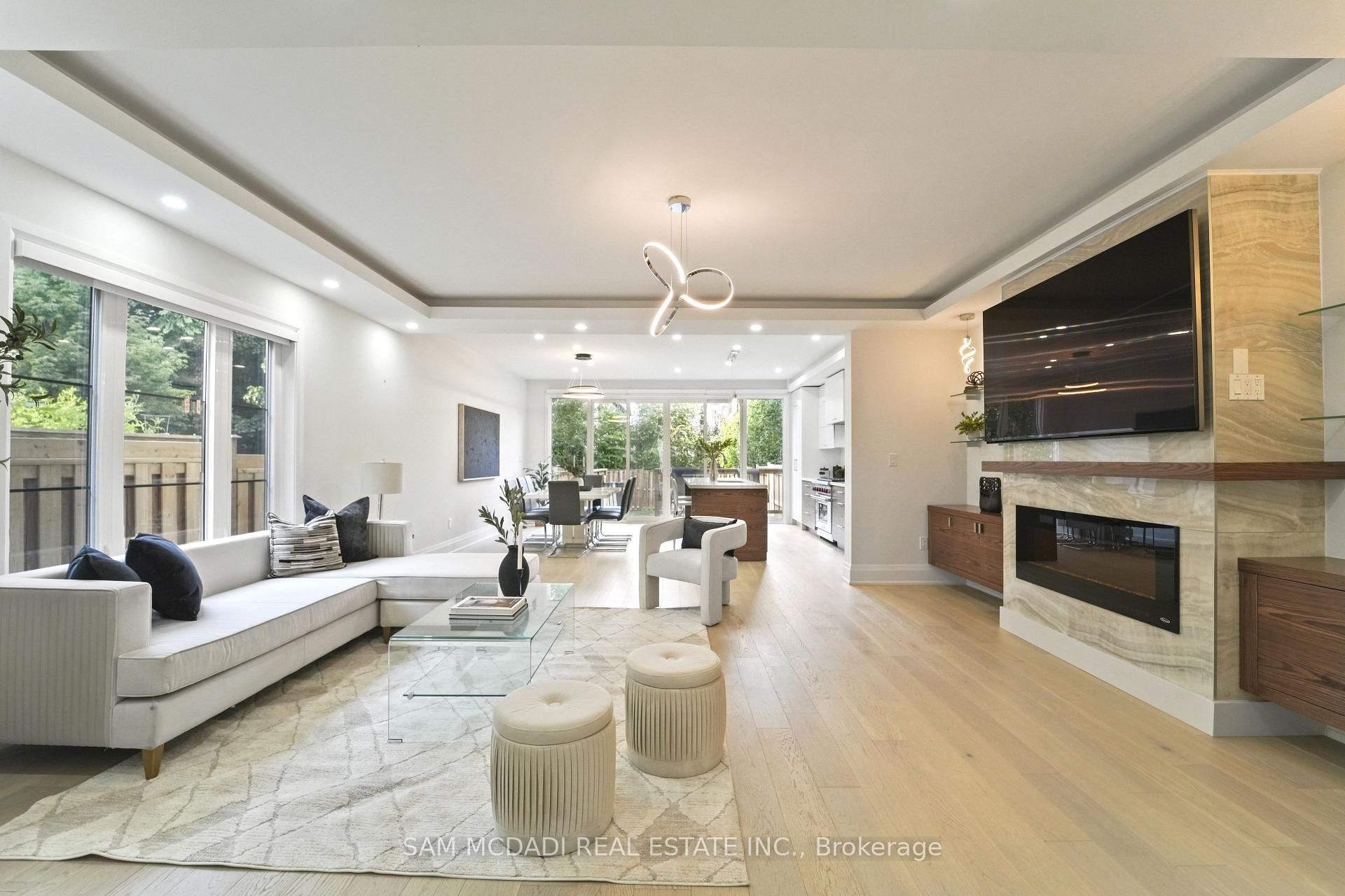 Photo 5 of 11B Maple Avenue N, Mississauga, Port Credit — HOMEH