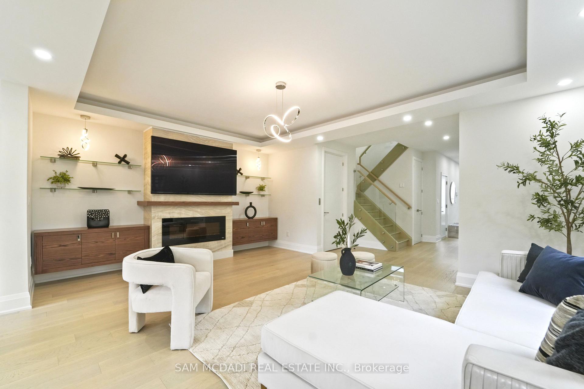 Photo 6 of 11B Maple Avenue N, Mississauga, Port Credit — HOMEH
