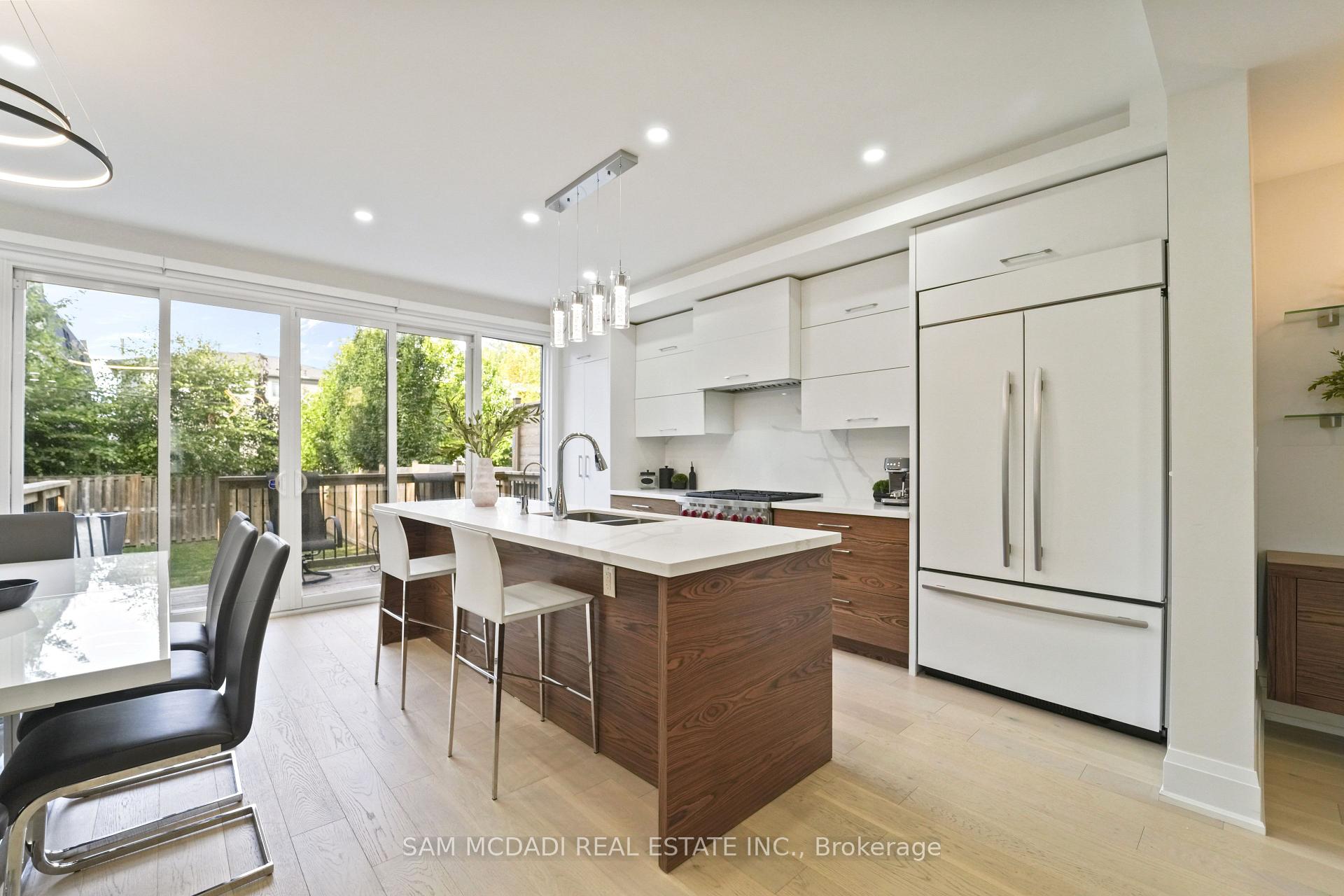 Photo 8 of 11B Maple Avenue N, Mississauga, Port Credit — HOMEH