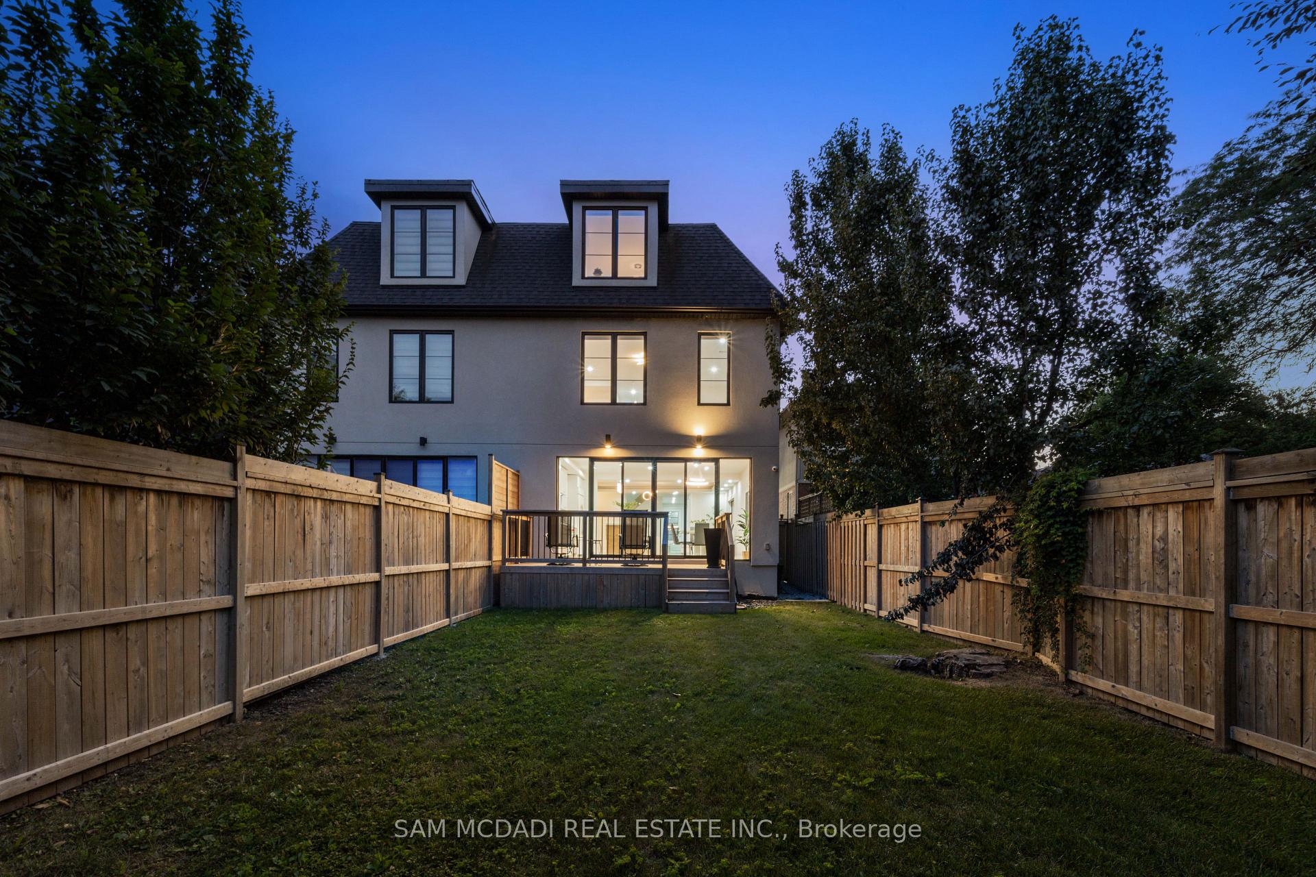 Photo 47 of 11B Maple Avenue N, Mississauga, Port Credit — HOMEH