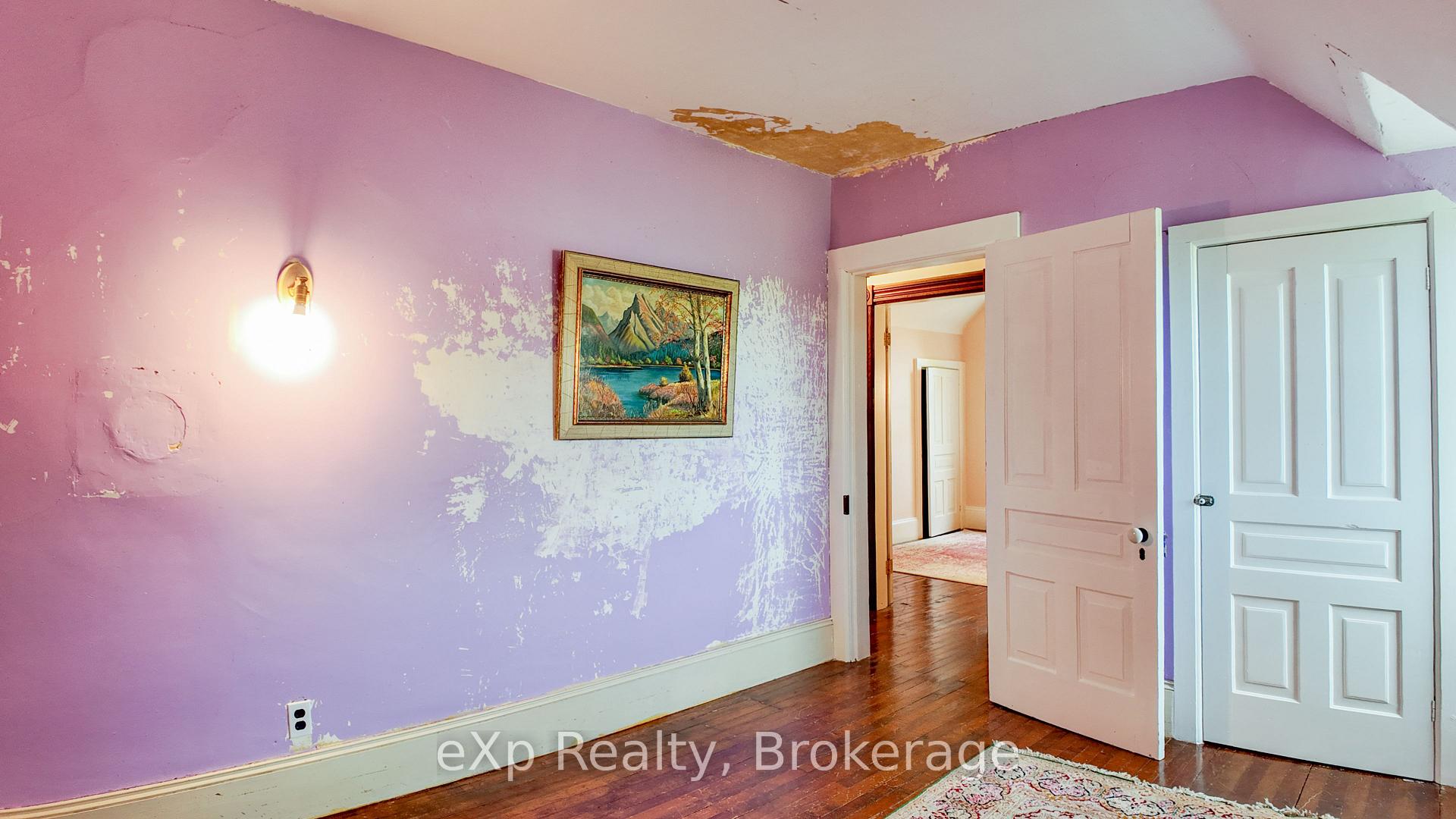 Photo 20 of 482 10 Side Road S, Brockton — HOMEH