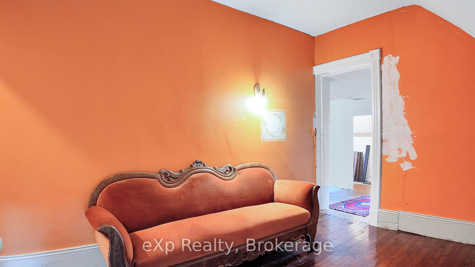 Photo 22 of 482 10 Side Road S, Brockton — HOMEH