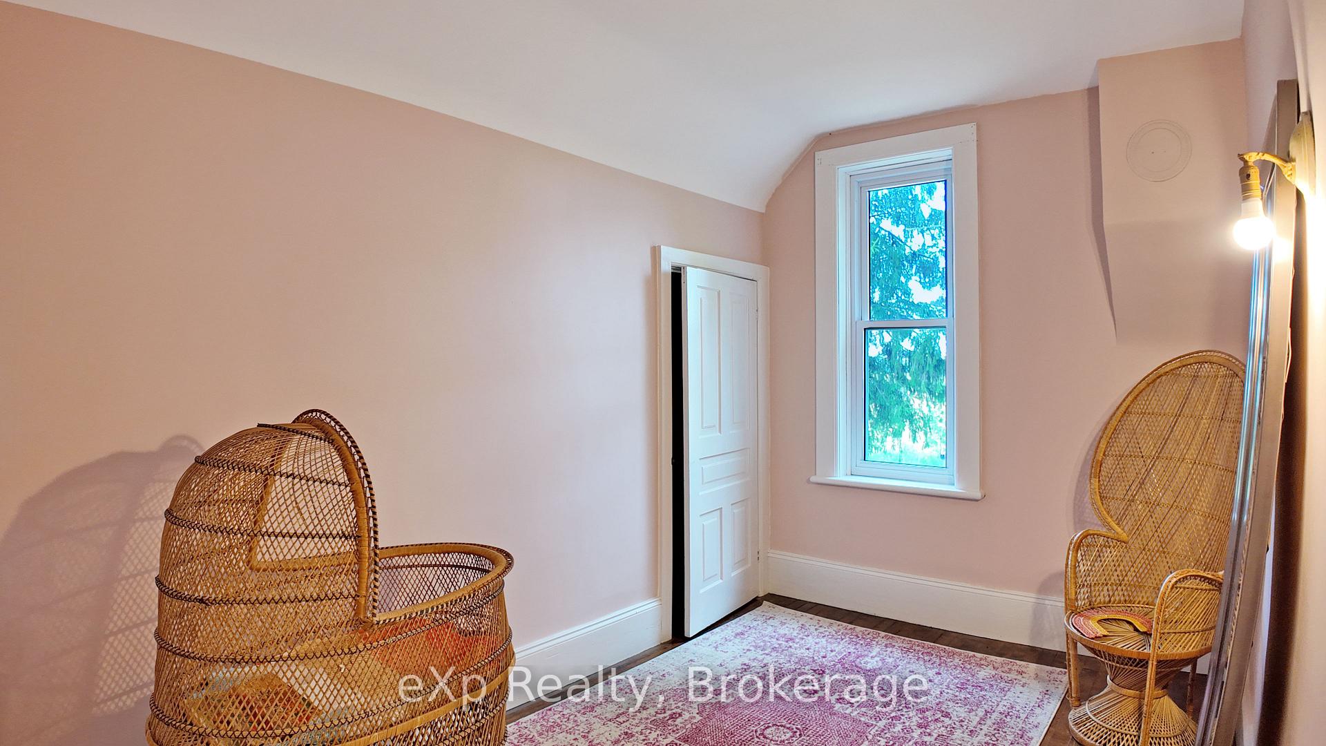 Photo 23 of 482 10 Side Road S, Brockton — HOMEH