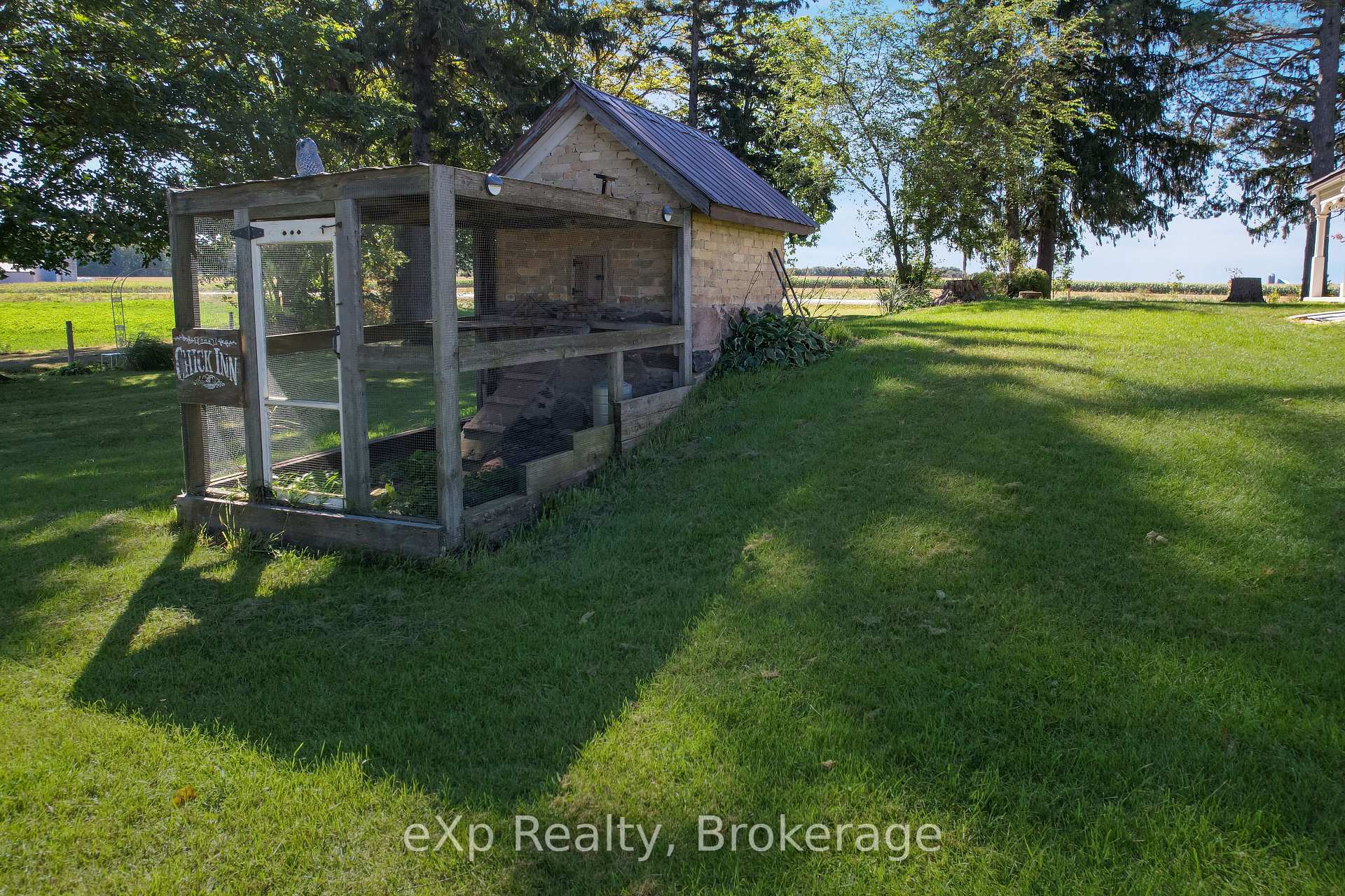 Photo 31 of 482 10 Side Road S, Brockton — HOMEH