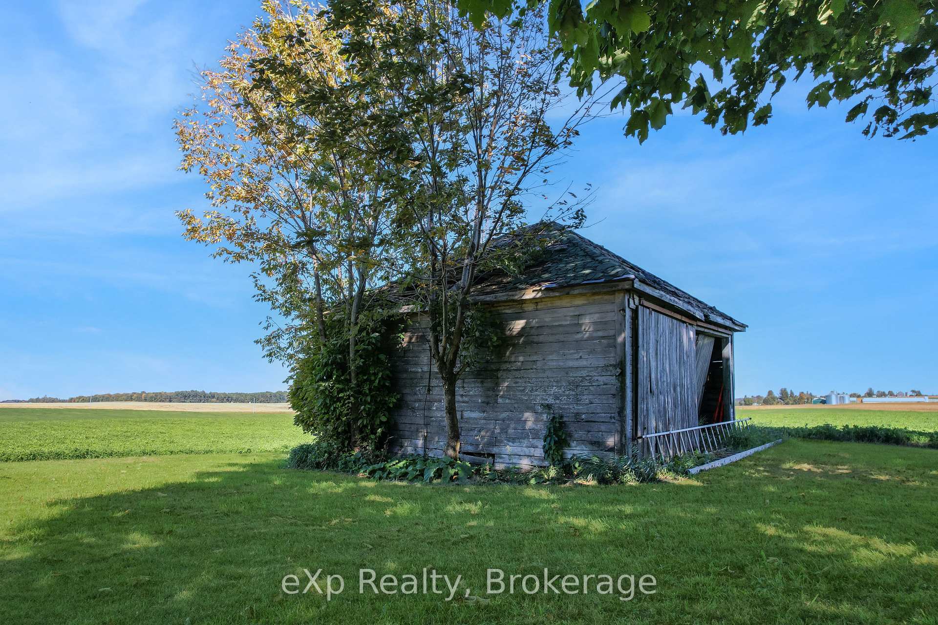 Photo 33 of 482 10 Side Road S, Brockton — HOMEH