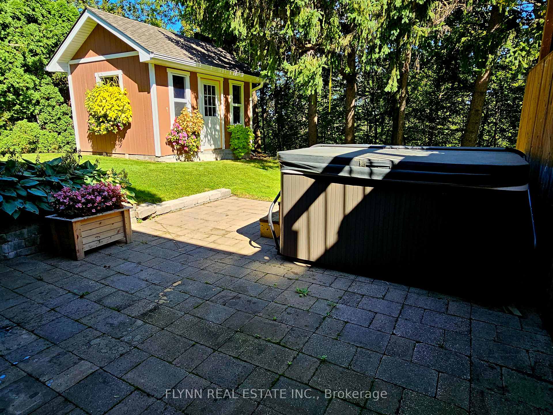 Photo 7 of 9 Allandale Drive, St. Catharines, Glendale/Glenridge — HOMEH