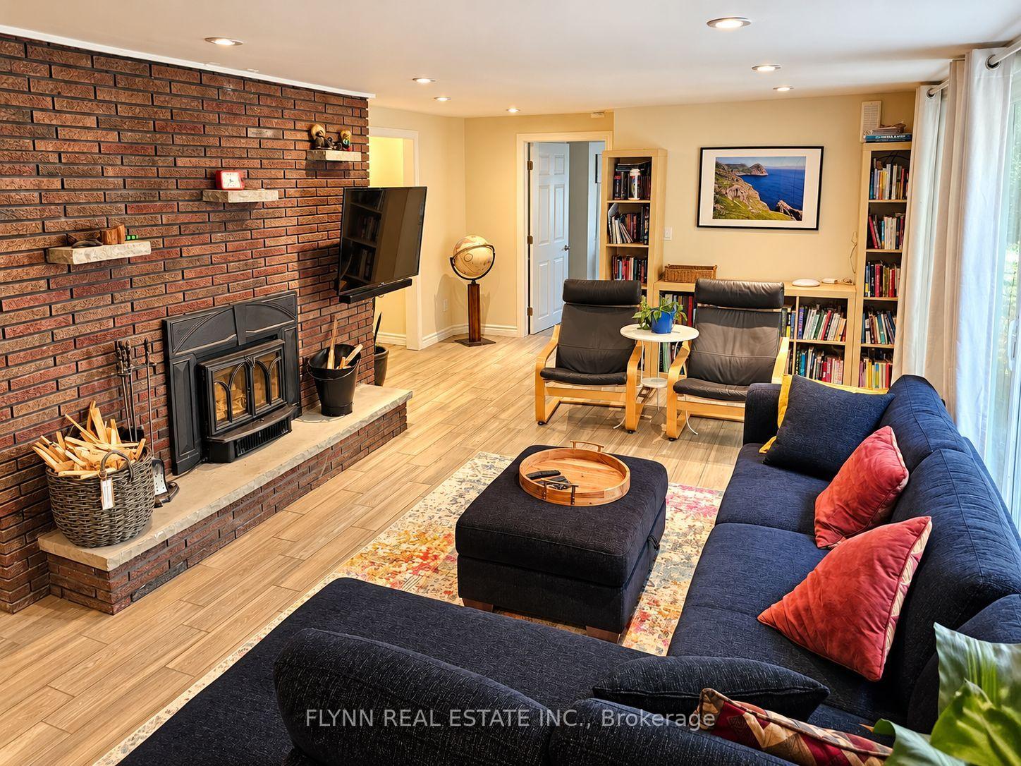 Photo 26 of 9 Allandale Drive, St. Catharines, Glendale/Glenridge — HOMEH
