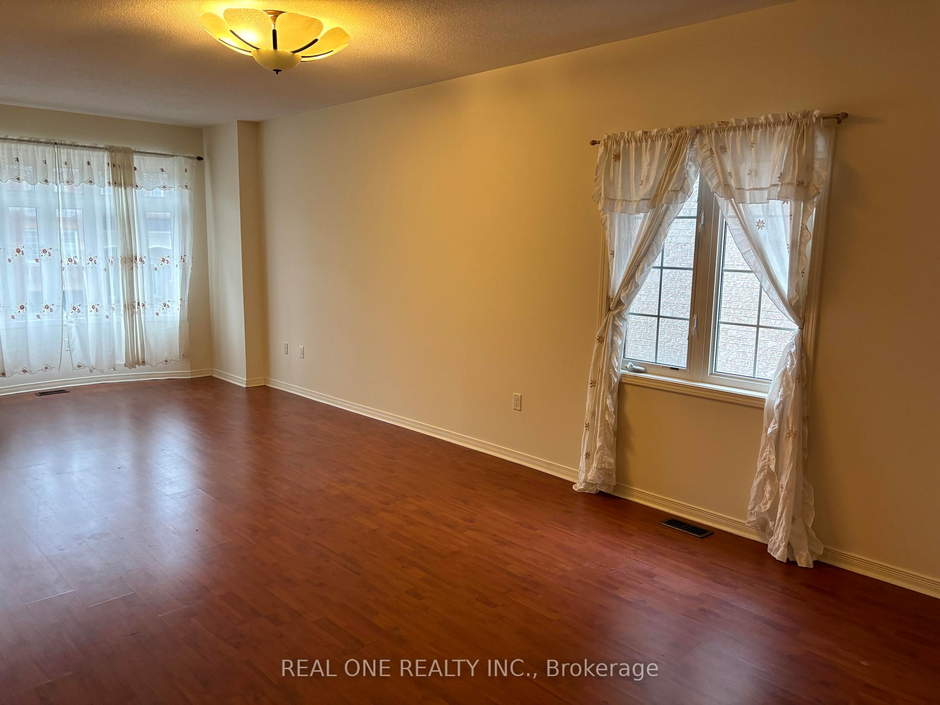 Photo 19 of 19 Prince William Drive, Markham, Village Green-South Unionville — HOMEH