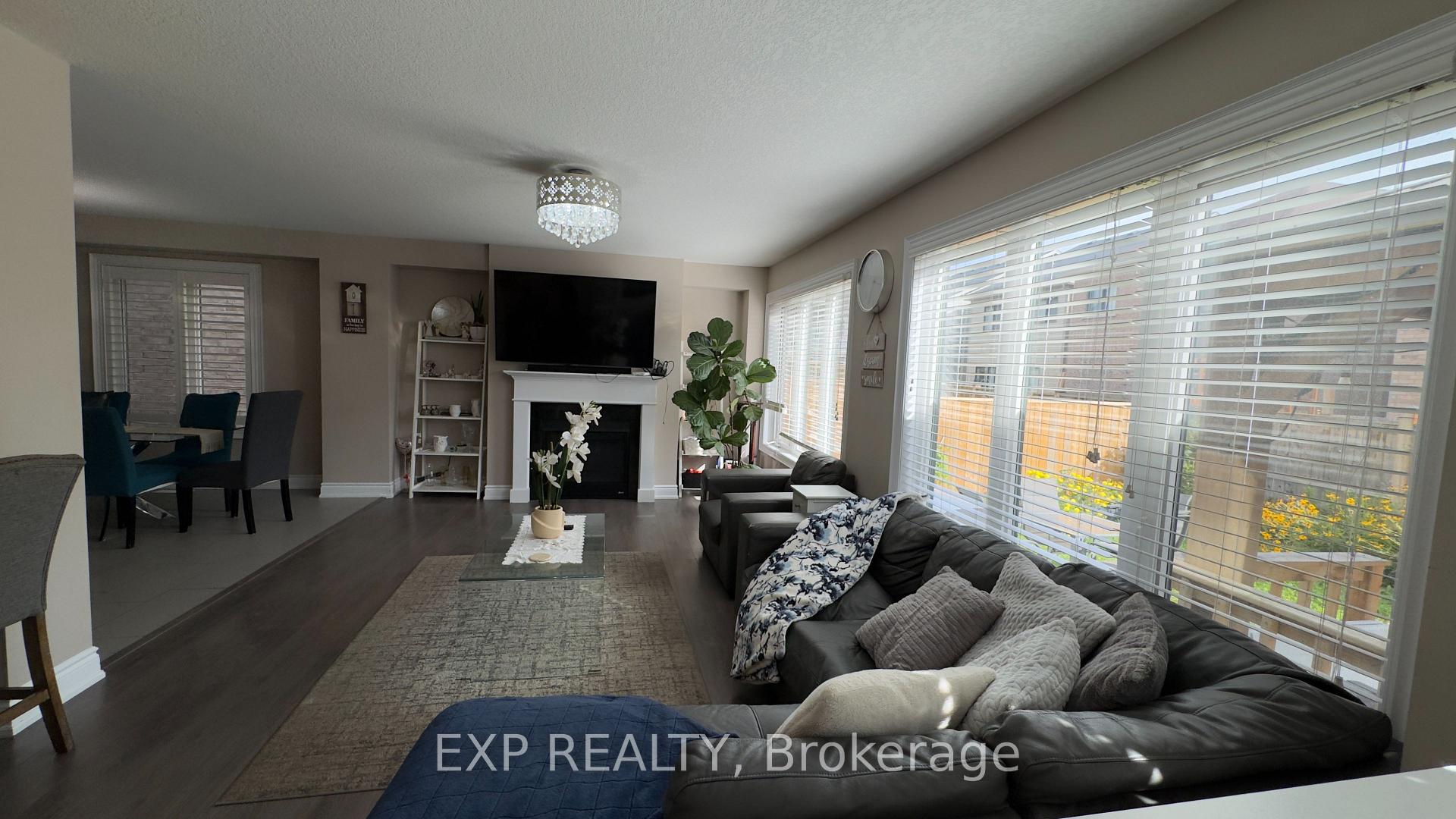 Photo 13 of 8040 Blue Ash Lane, Niagara Falls, Brown — HOMEH