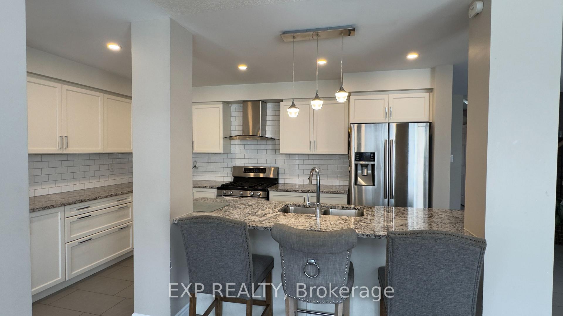 Photo 15 of 8040 Blue Ash Lane, Niagara Falls, Brown — HOMEH