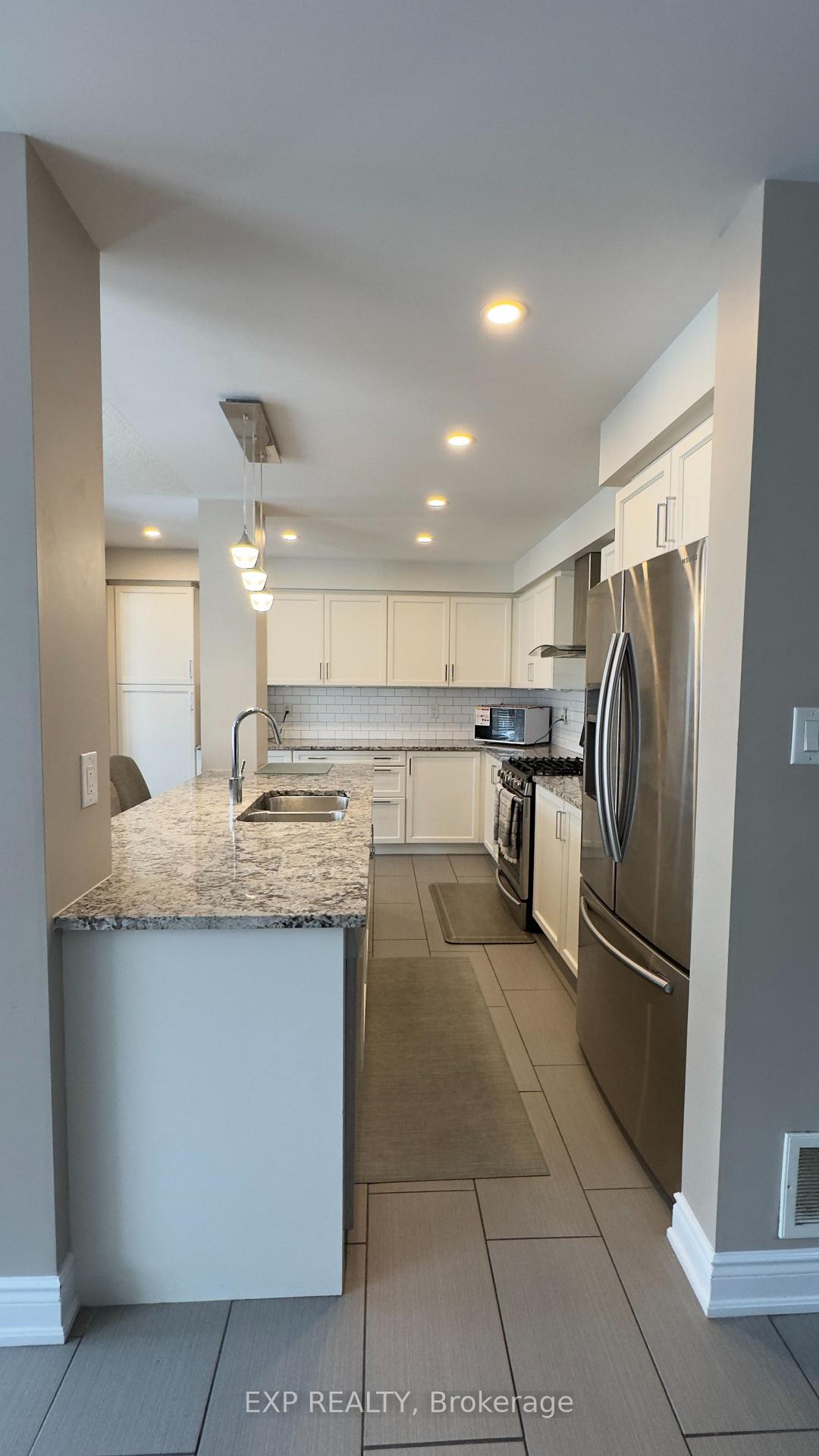 Photo 17 of 8040 Blue Ash Lane, Niagara Falls, Brown — HOMEH