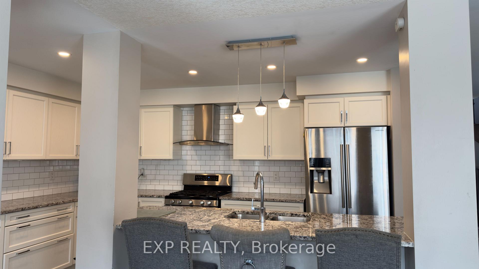 Photo 19 of 8040 Blue Ash Lane, Niagara Falls, Brown — HOMEH
