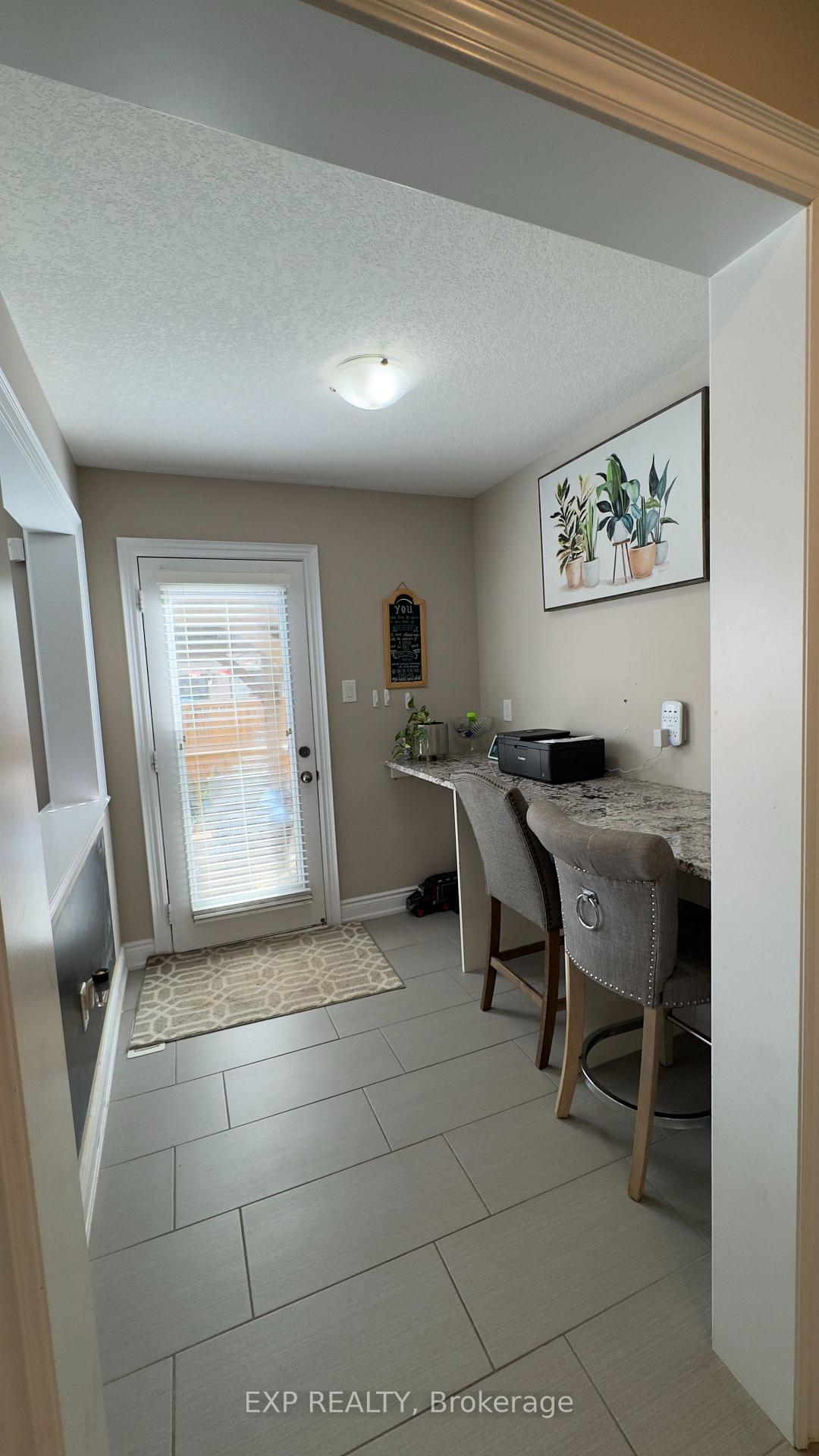 Photo 20 of 8040 Blue Ash Lane, Niagara Falls, Brown — HOMEH