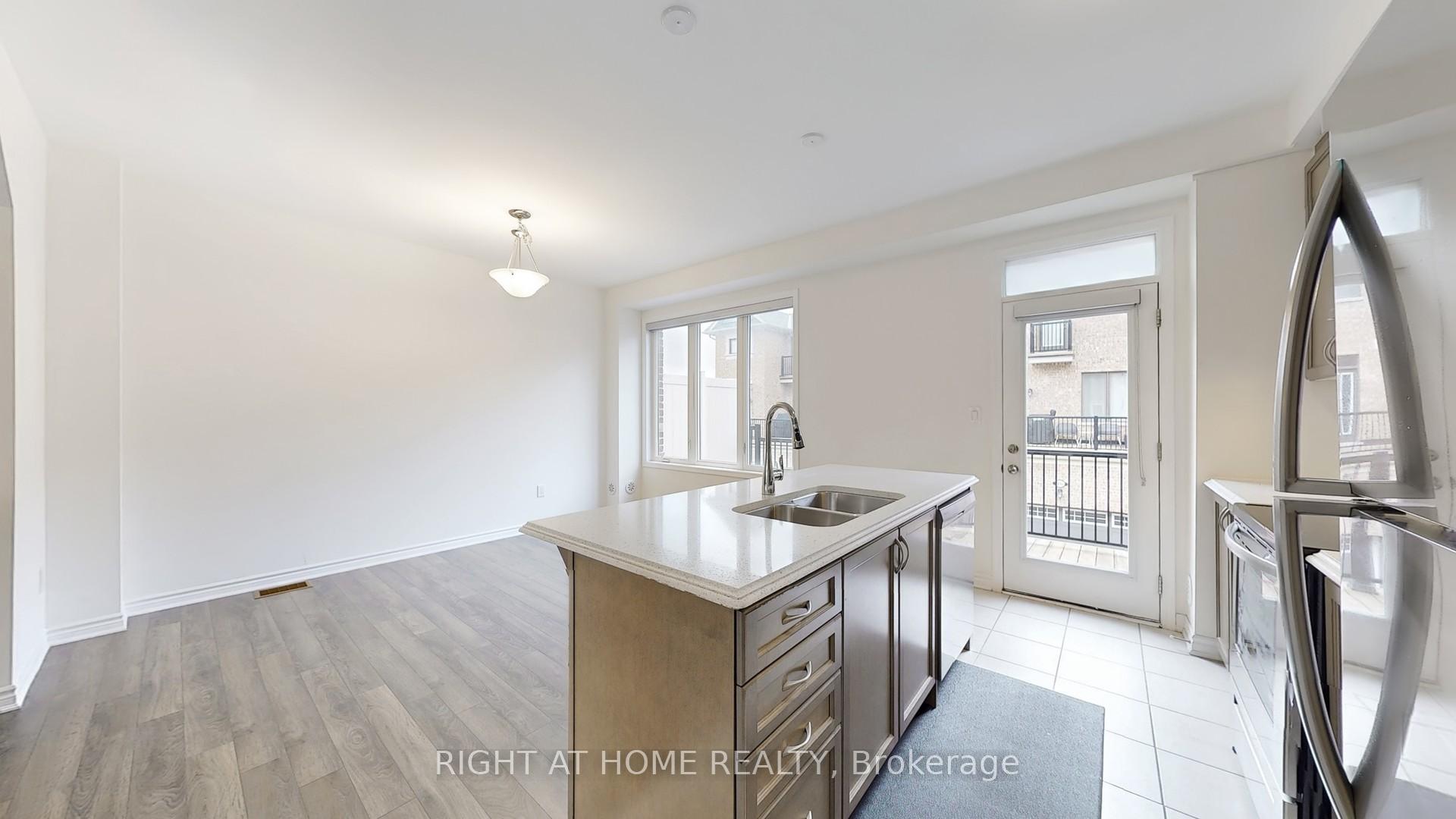 Photo 2 of 5 Casely Avenue, Richmond Hill, Rural Richmond Hill — HOMEH