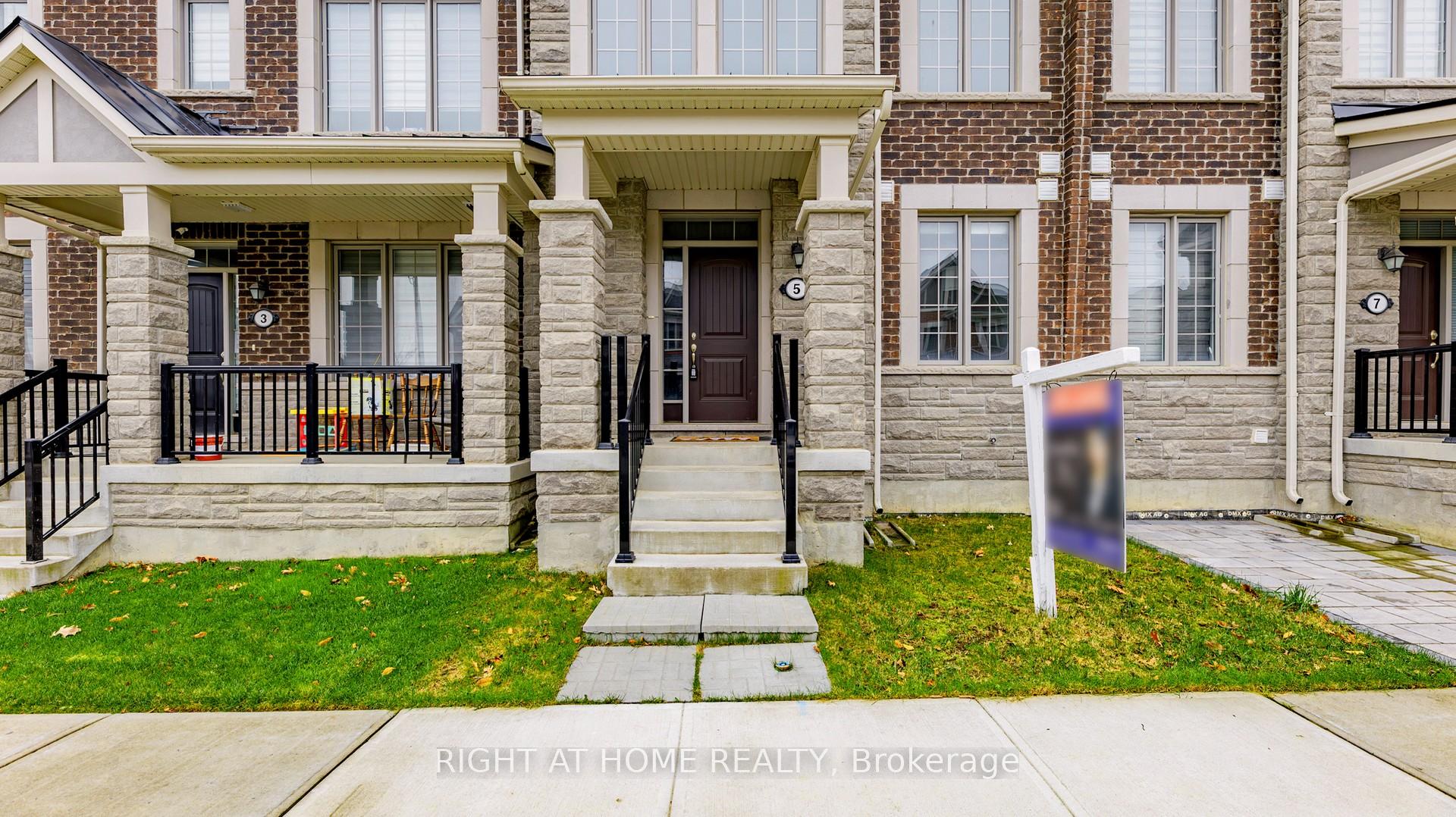 Photo 4 of 5 Casely Avenue, Richmond Hill, Rural Richmond Hill — HOMEH