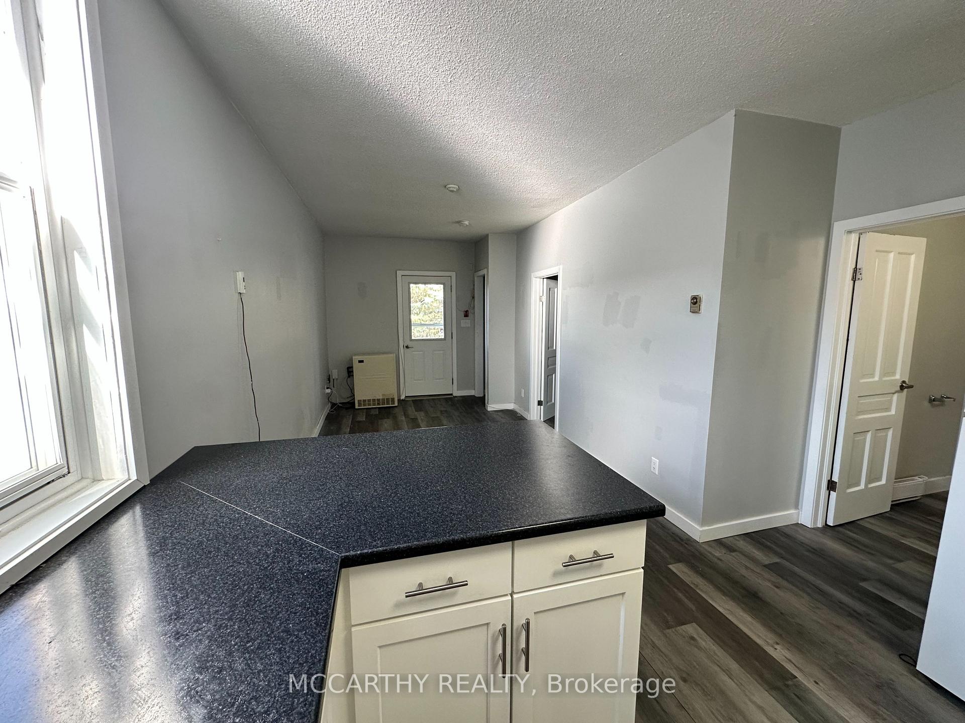 Photo 13 of 40 Main Street E, Southgate — HOMEH