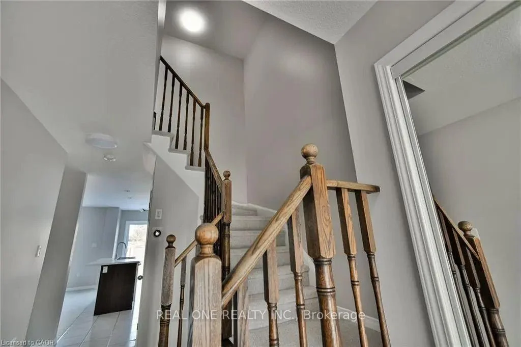 Photo 21 of 110 Arnold Marshall Boulevard, Haldimand — HOMEH