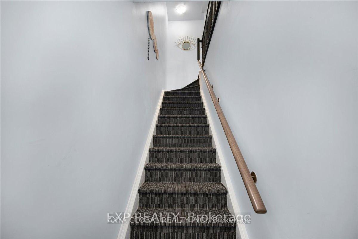 Photo 4 of Unit 369, 515 Kingbird Grove, Scarborough, Rouge — HOMEH