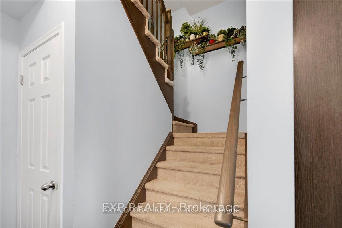 Photo 16 of Unit 369, 515 Kingbird Grove, Scarborough, Rouge — HOMEH