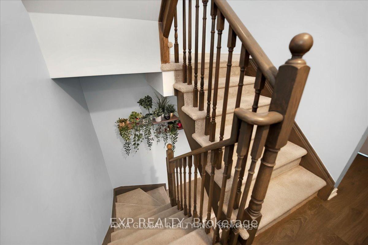 Photo 17 of Unit 369, 515 Kingbird Grove, Scarborough, Rouge — HOMEH