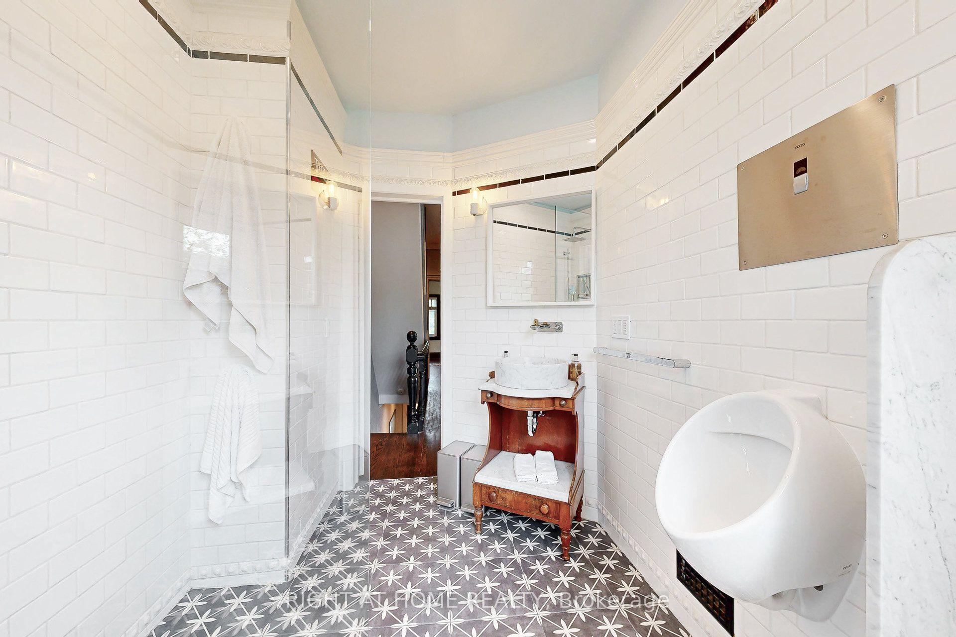 Photo 19 of Unit Main, 440 Sackville Street, Toronto, Cabbagetown-South St. James Town — HOMEH