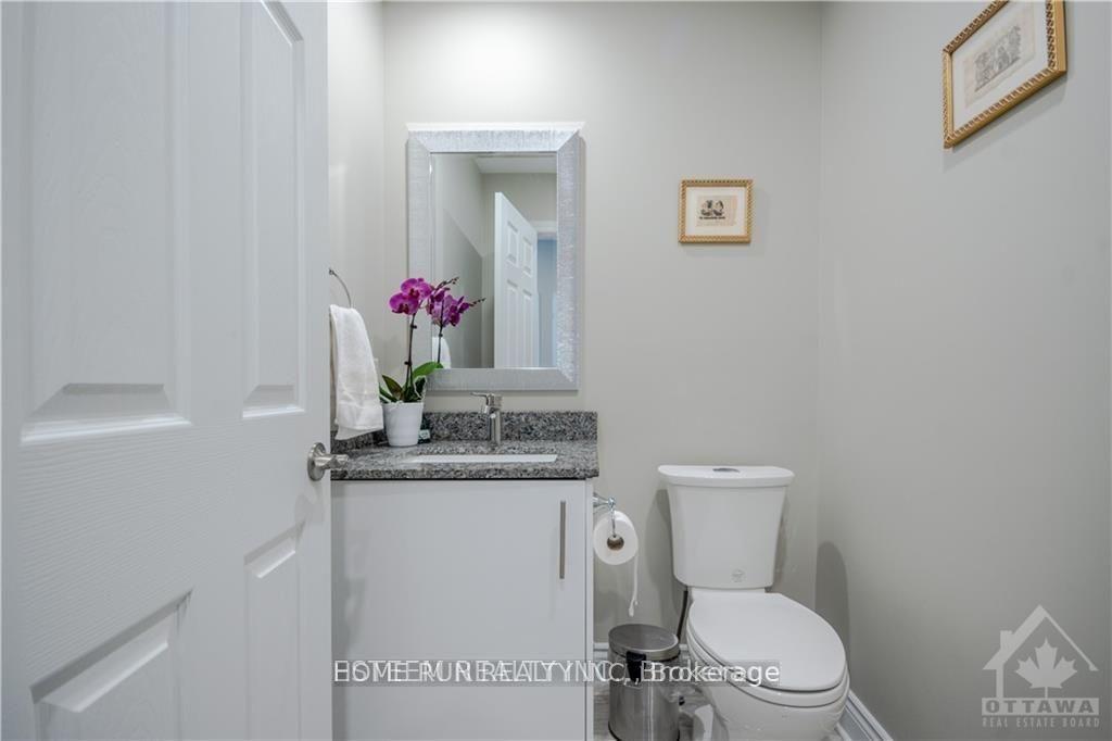 Photo 4 of 560 Mutual Street, Ottawa, Castle Heights — HOMEH
