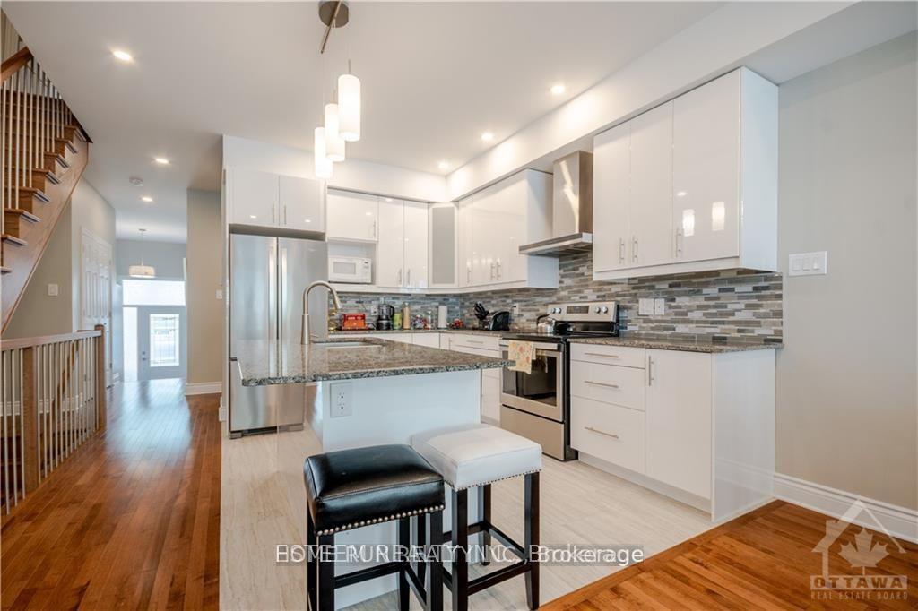 Photo 8 of 560 Mutual Street, Ottawa, Castle Heights — HOMEH