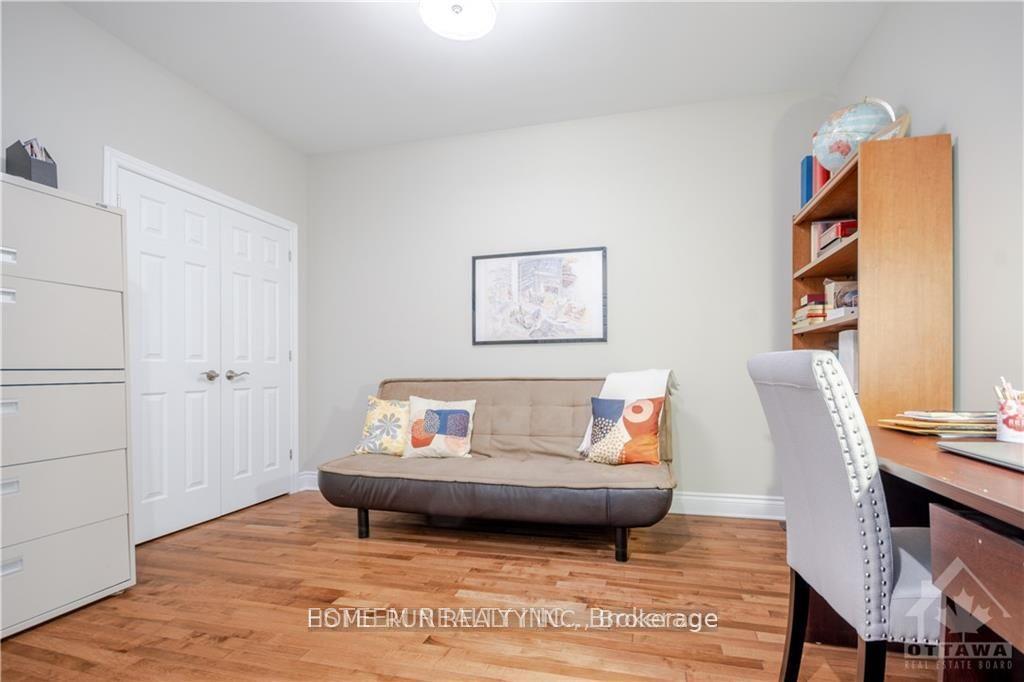 Photo 21 of 560 Mutual Street, Ottawa, Castle Heights — HOMEH
