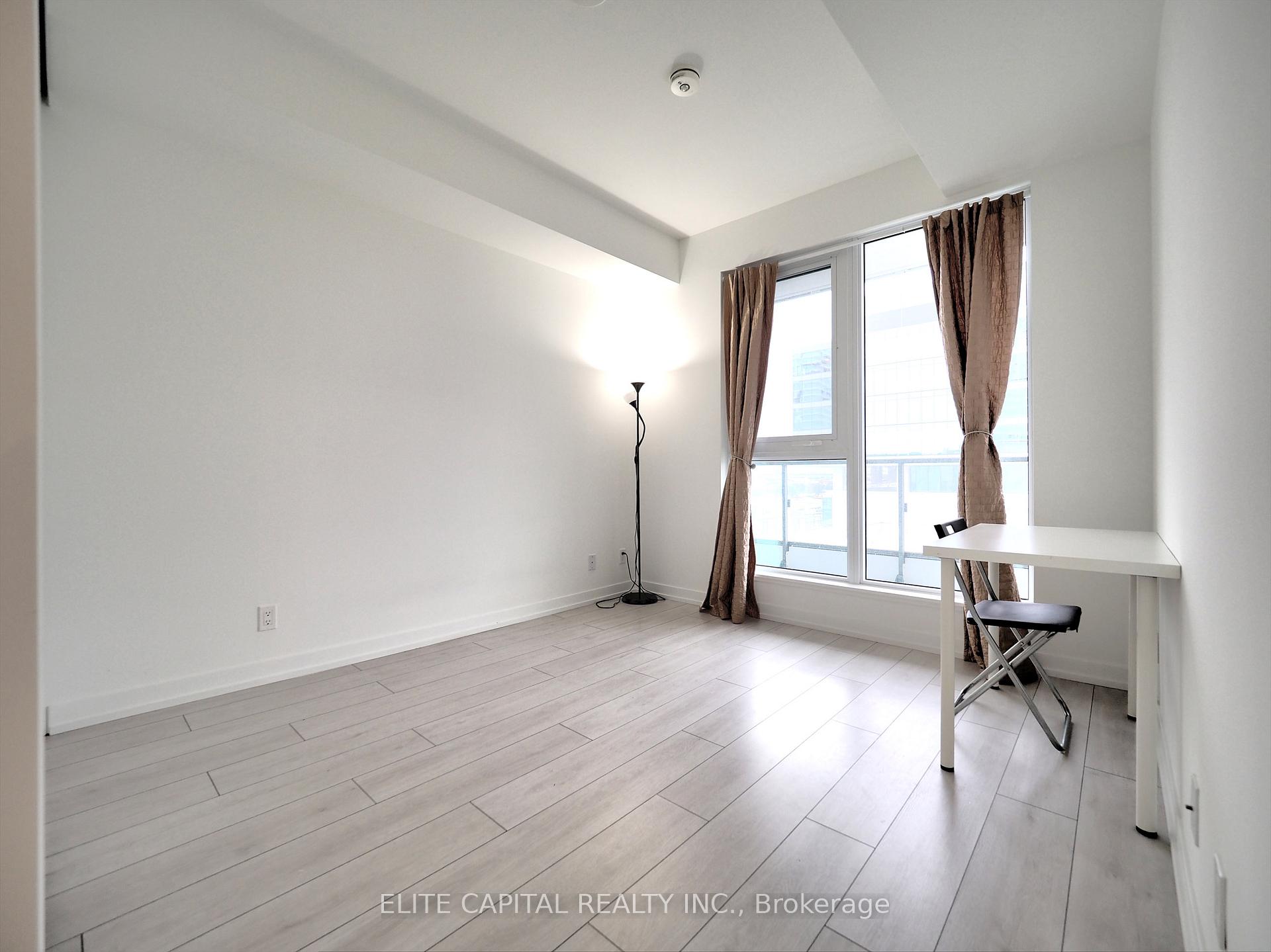 Photo 4 of Unit 702, 5 Buttermill Avenue, Vaughan, Vaughan Corporate Centre — HOMEH