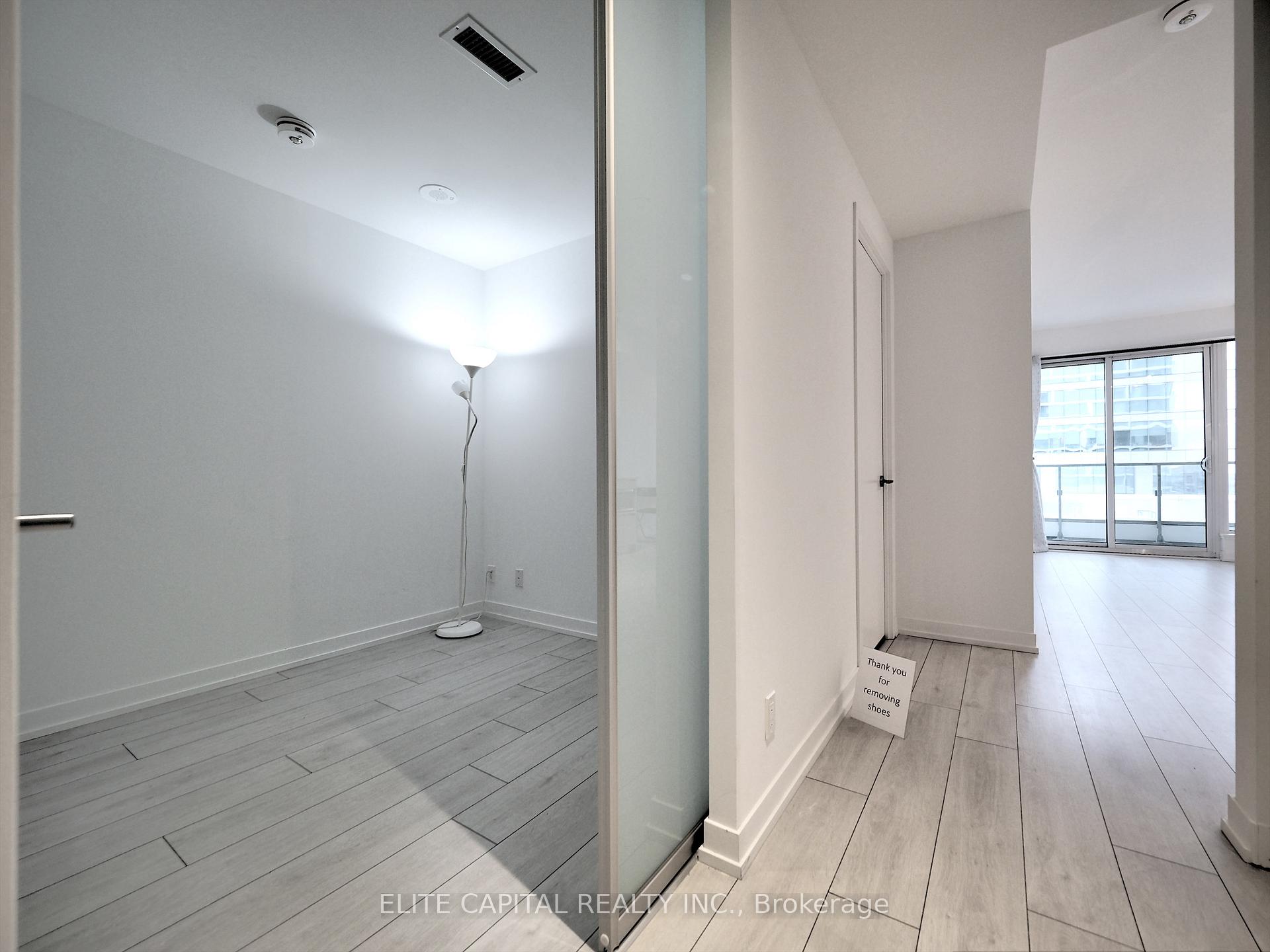 Photo 7 of Unit 702, 5 Buttermill Avenue, Vaughan, Vaughan Corporate Centre — HOMEH