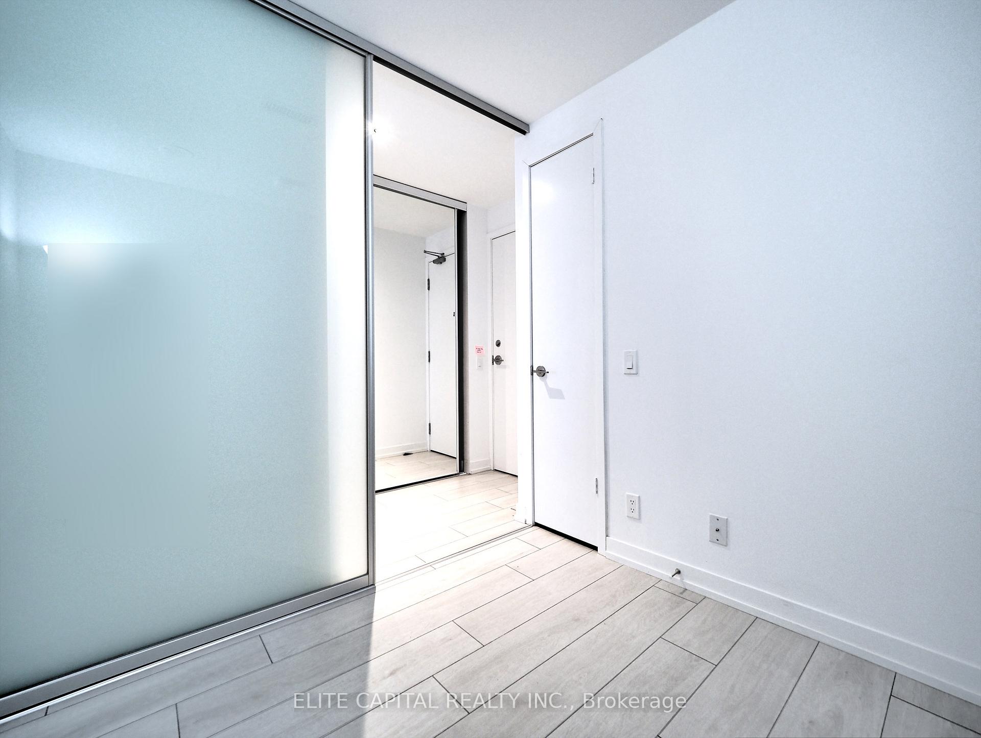 Photo 8 of Unit 702, 5 Buttermill Avenue, Vaughan, Vaughan Corporate Centre — HOMEH