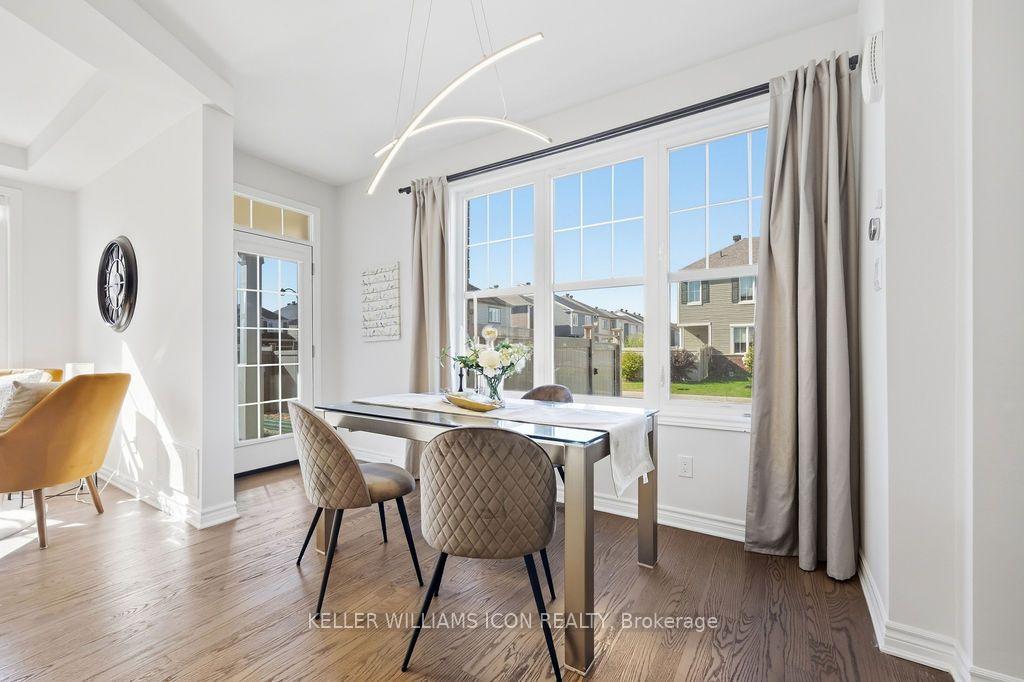 Photo 7 of 170 Bartonia Circle, Ottawa, Avalon West — HOMEH