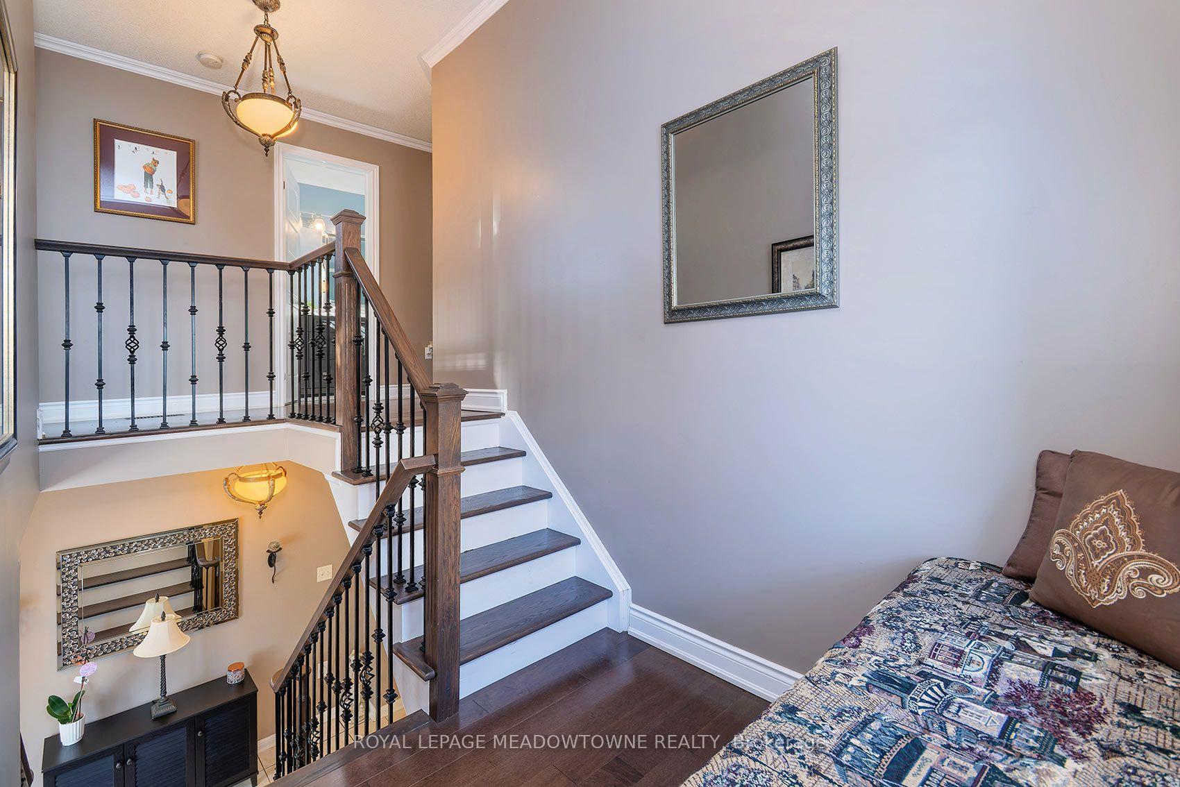 Photo 23 of 43 Thorpe Crescent, Brampton, Fletcher's Meadow — HOMEH