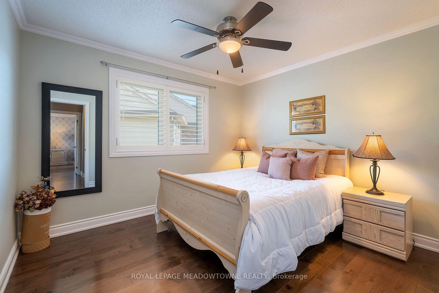 Photo 29 of 43 Thorpe Crescent, Brampton, Fletcher's Meadow — HOMEH