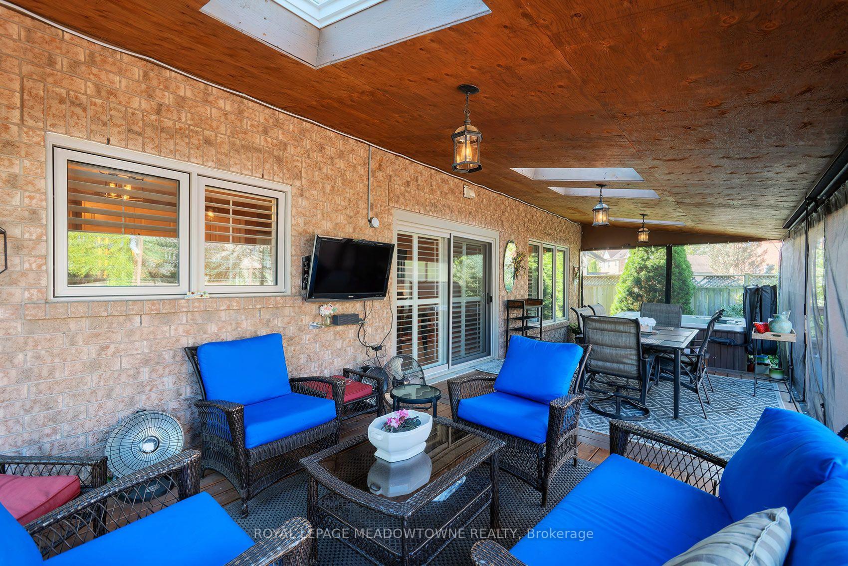 Photo 41 of 43 Thorpe Crescent, Brampton, Fletcher's Meadow — HOMEH