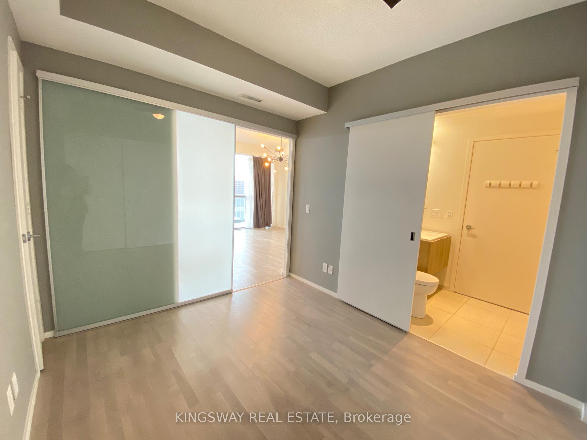 Photo 15 of Unit 4105, 101 Charles Street E, Toronto, Church-Yonge Corridor — HOMEH