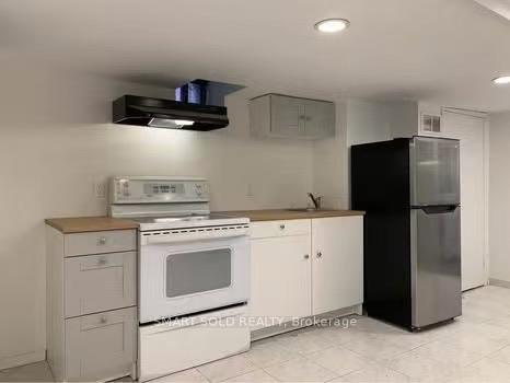 Photo 2 of Unit Lower, 370 Delaware Avenue, Toronto, Dovercourt-Wallace Emerson-Junction — HOMEH