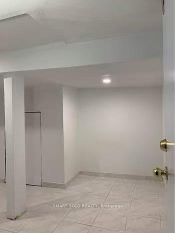 Photo 5 of Unit Lower, 370 Delaware Avenue, Toronto, Dovercourt-Wallace Emerson-Junction — HOMEH