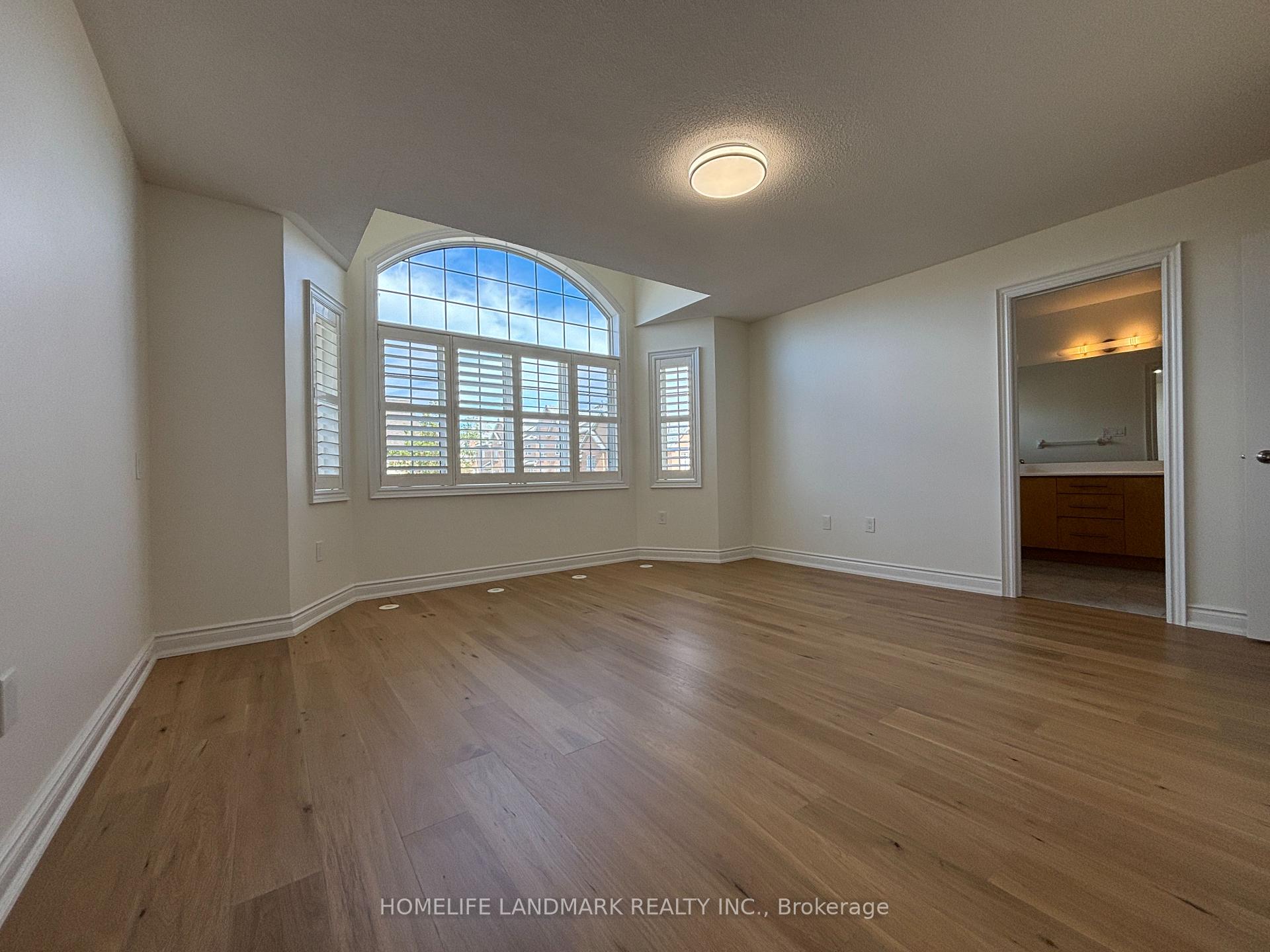 Photo 13 of 168 Legends Way, Markham, Unionville — HOMEH