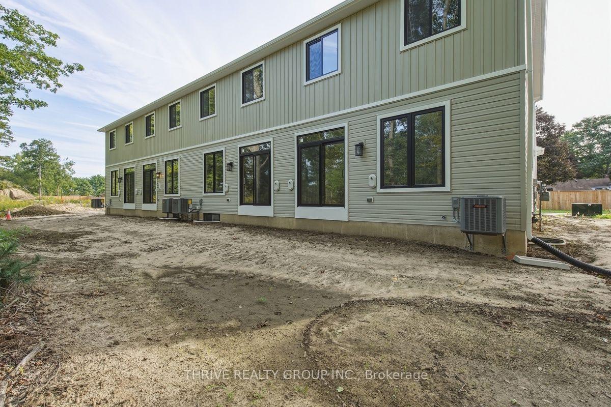 Photo 35 of Unit 9, 279 Hill Street, Central Elgin, Port Stanley — HOMEH