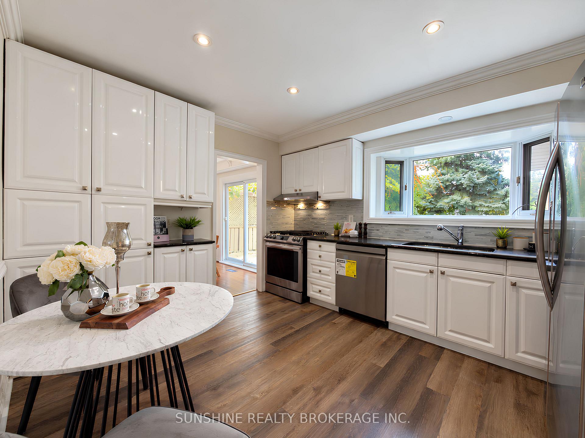 Photo 10 of 48 Bellbury Crescent, North York, Don Valley Village — HOMEH