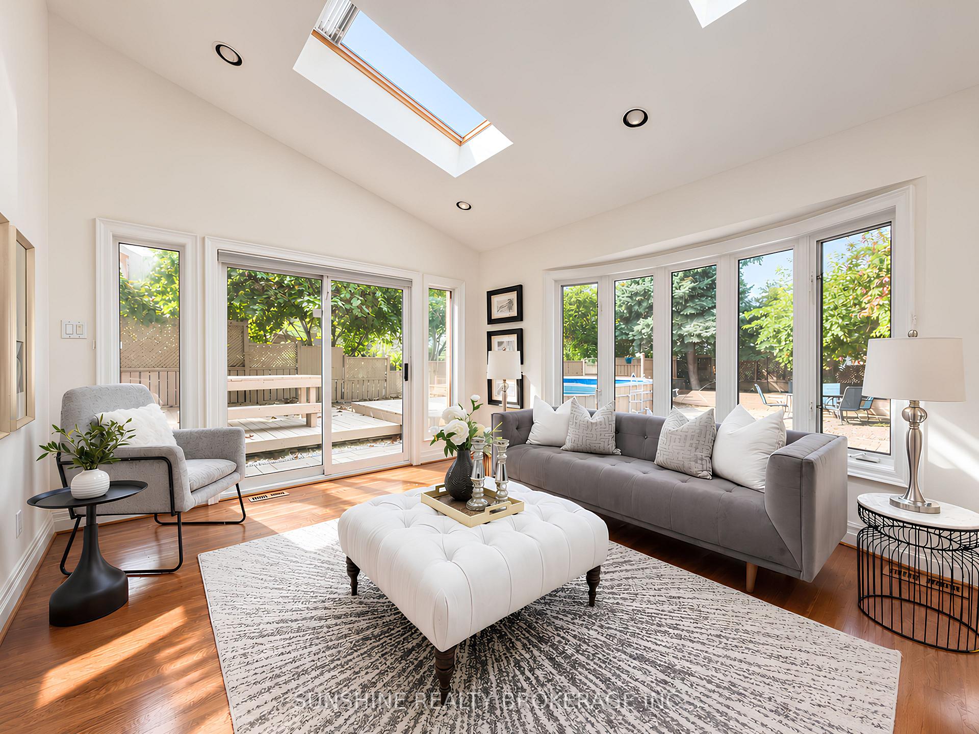 Photo 16 of 48 Bellbury Crescent, North York, Don Valley Village — HOMEH