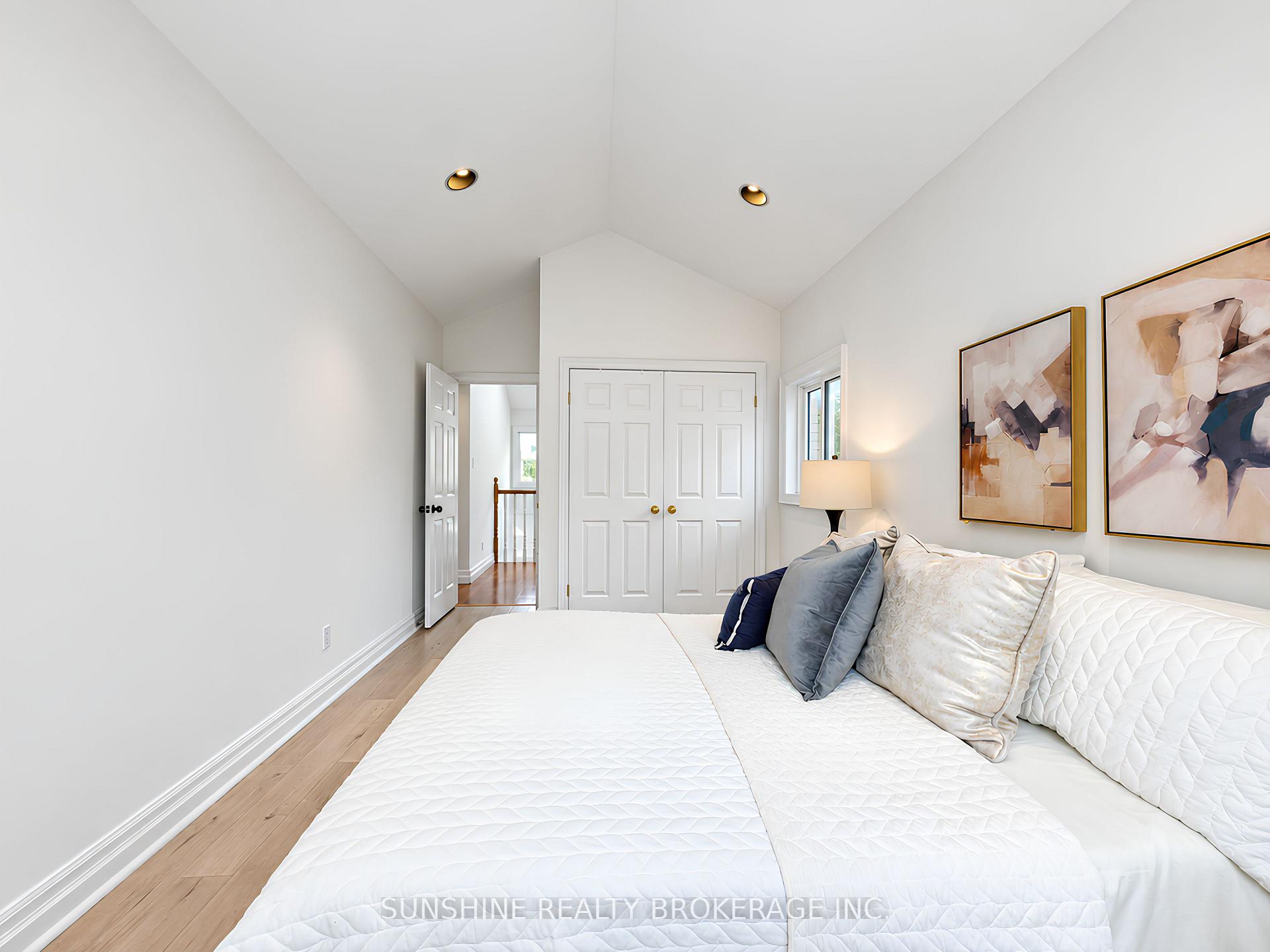 Photo 34 of 48 Bellbury Crescent, North York, Don Valley Village — HOMEH