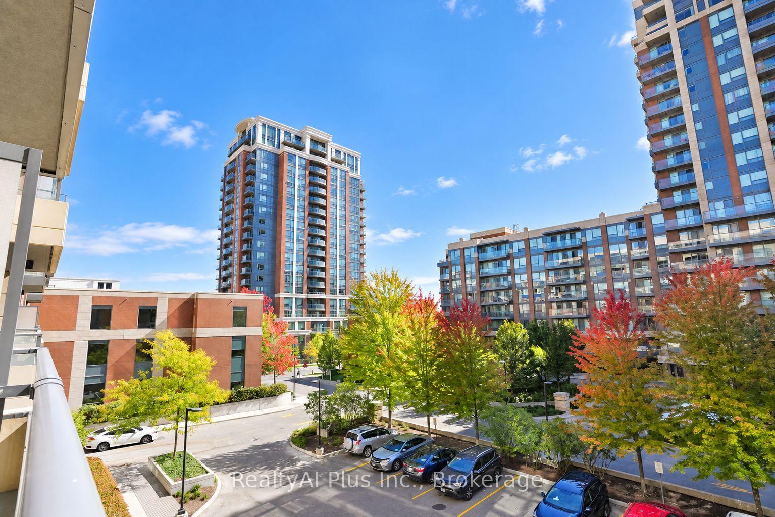 Photo 8 of Unit 301, 28 Uptown Drive, Markham, Unionville — HOMEH